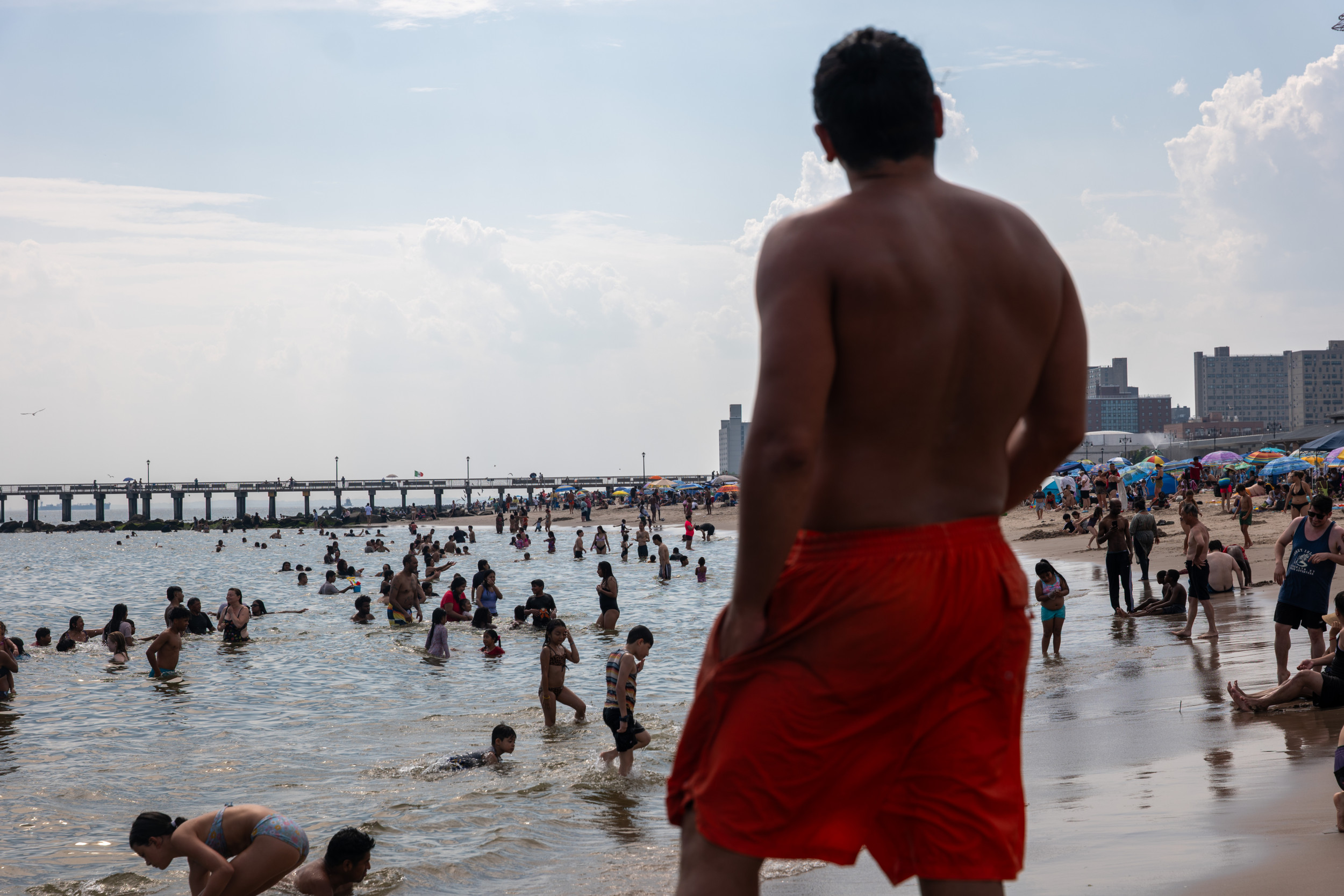 https://d.newsweek.com/en/full/2695599/us-heat.jpg