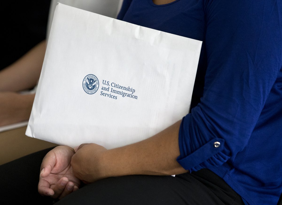Immigration Officers Concern Inexperienced Card Replace to Married {Couples} Rehmat Boutique USCIS