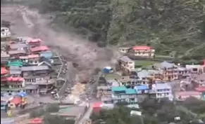 https://d.newsweek.com/en/full/2696554/india-mudslide.webp