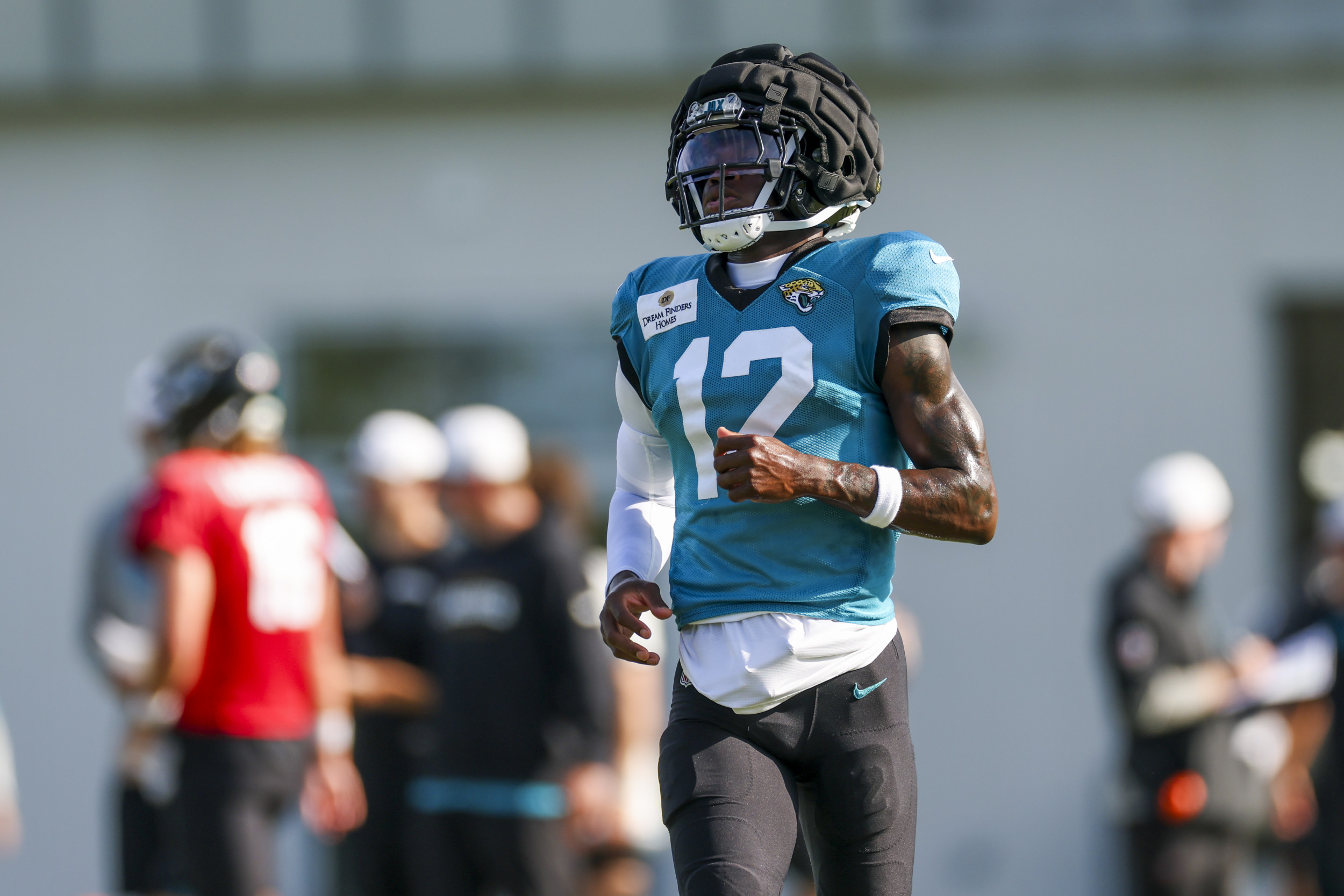 Davante Adams Casts Doubt on Travis Hunter's NFL Future