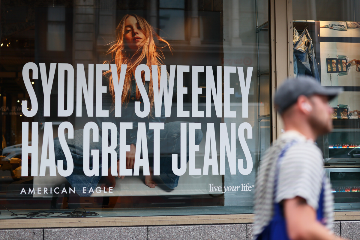 O Sidney Sweeny tem uma ótima vitrine de jeans