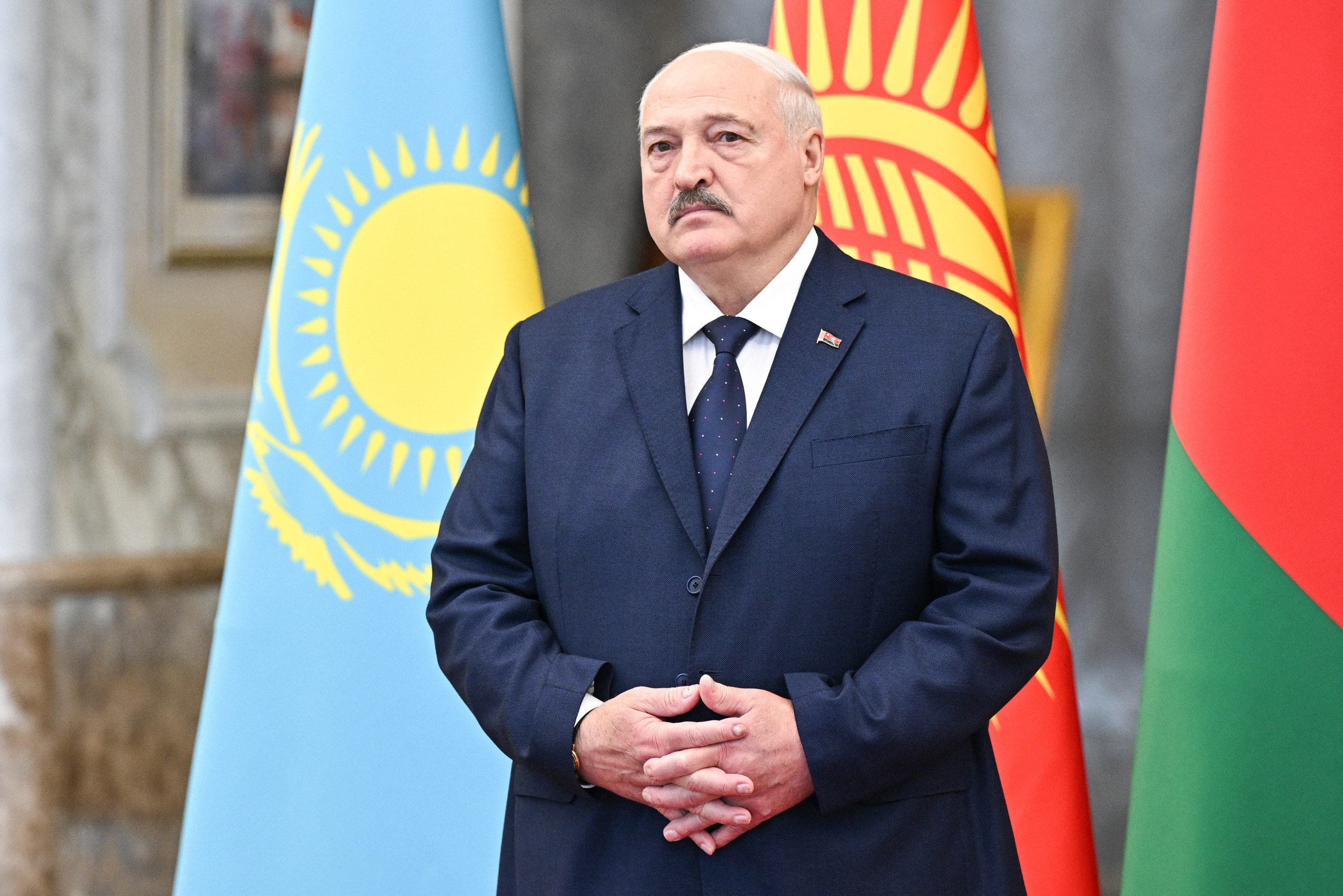 https://d.newsweek.com/en/full/2699549/belarus-president-alexander-lukashenko-minsk.jpg