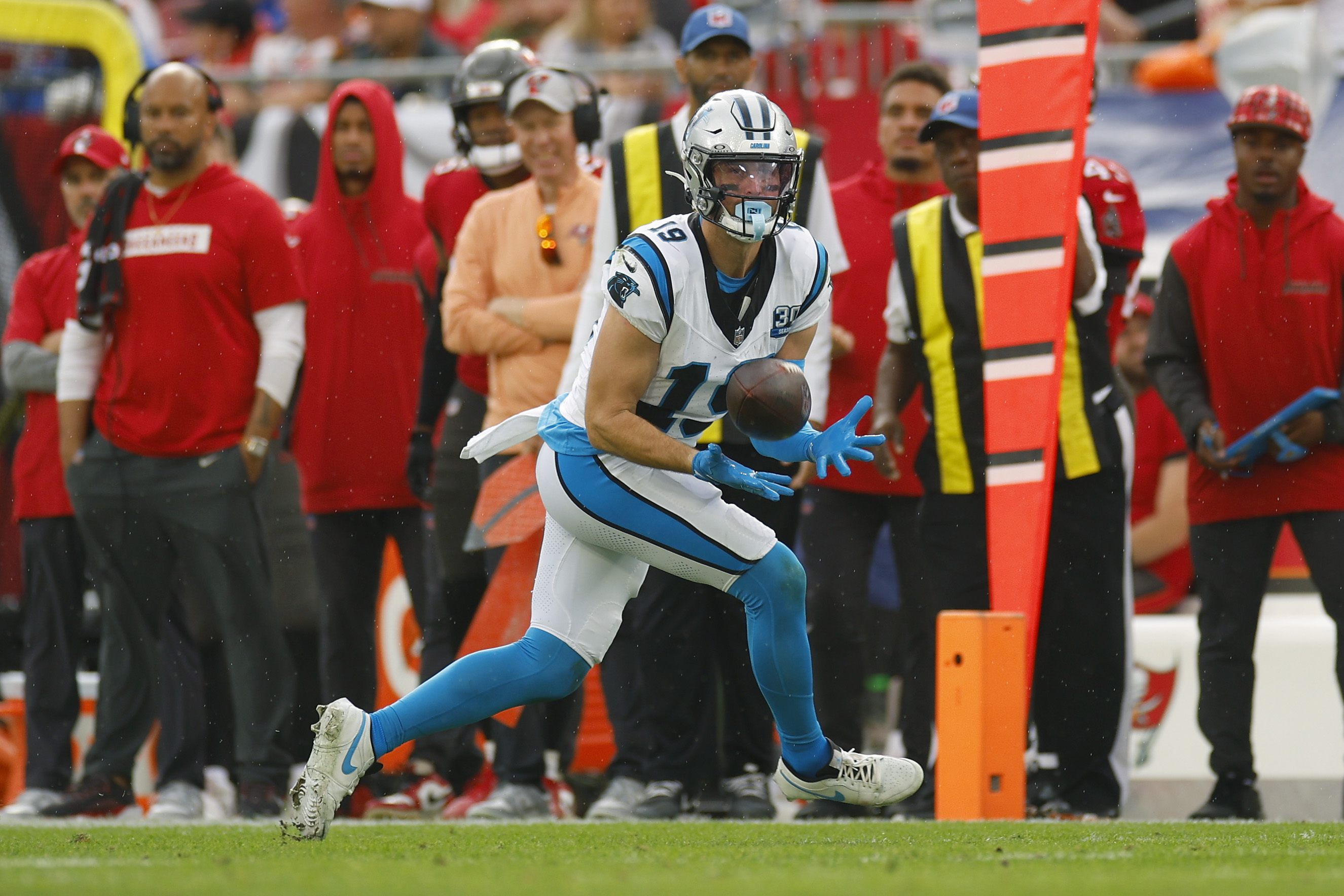 Giants RB Depth Shifts With Skattebo Injury, Bills Assess WR Options