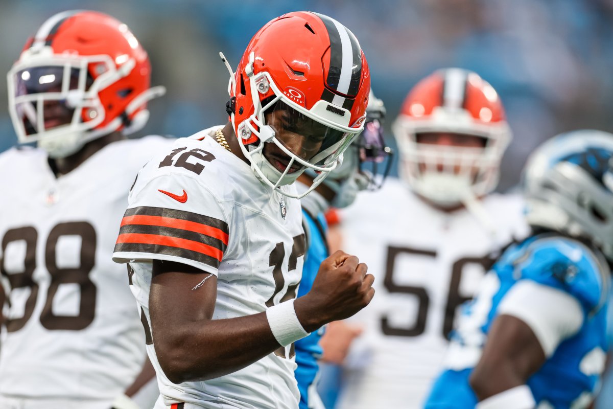 Shedeur Sanders Sends Heartfelt Message to Dad Deion After First NFL Start