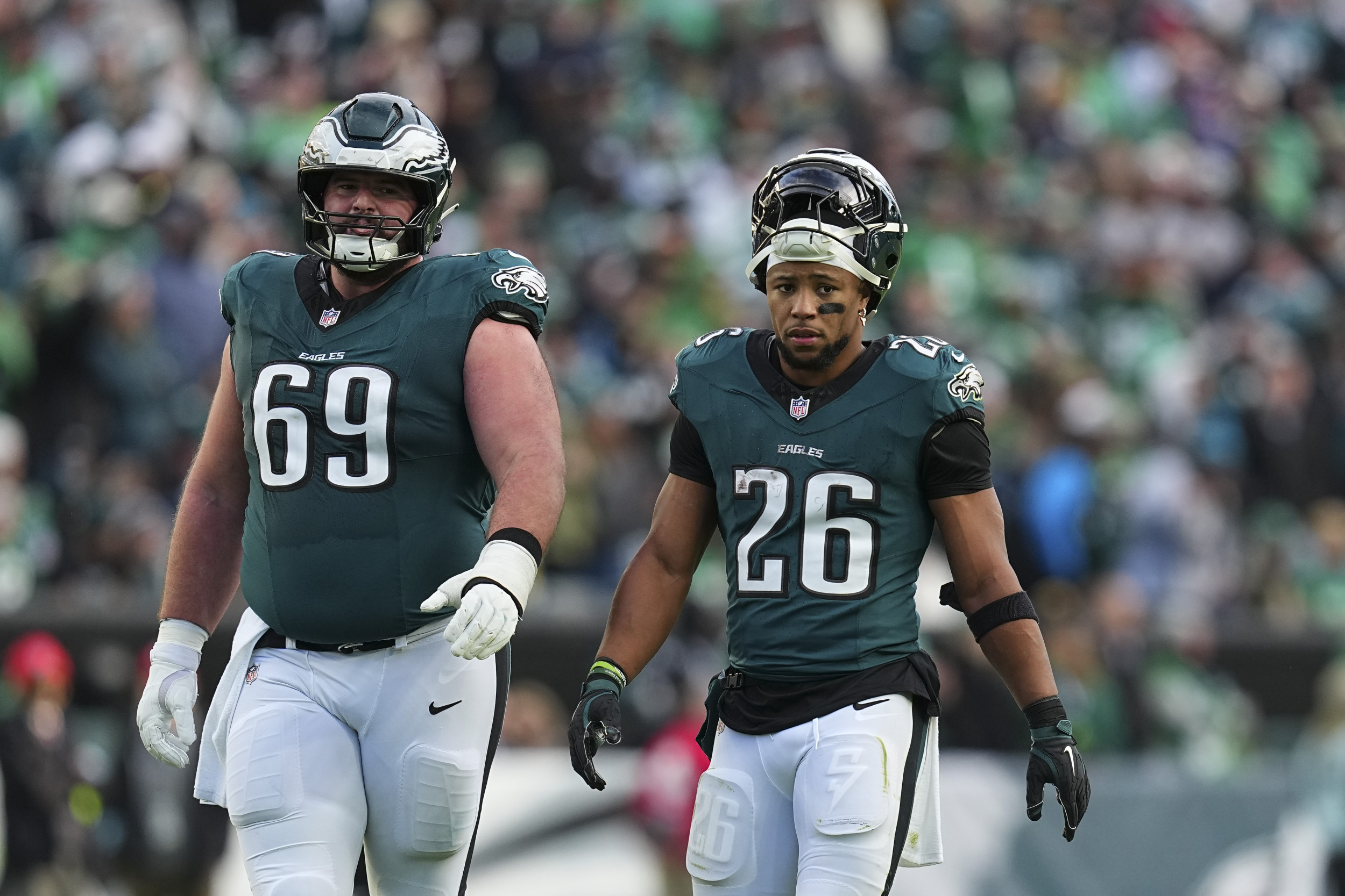Eagles Star Sends Scare Through Philly With Practice Injury