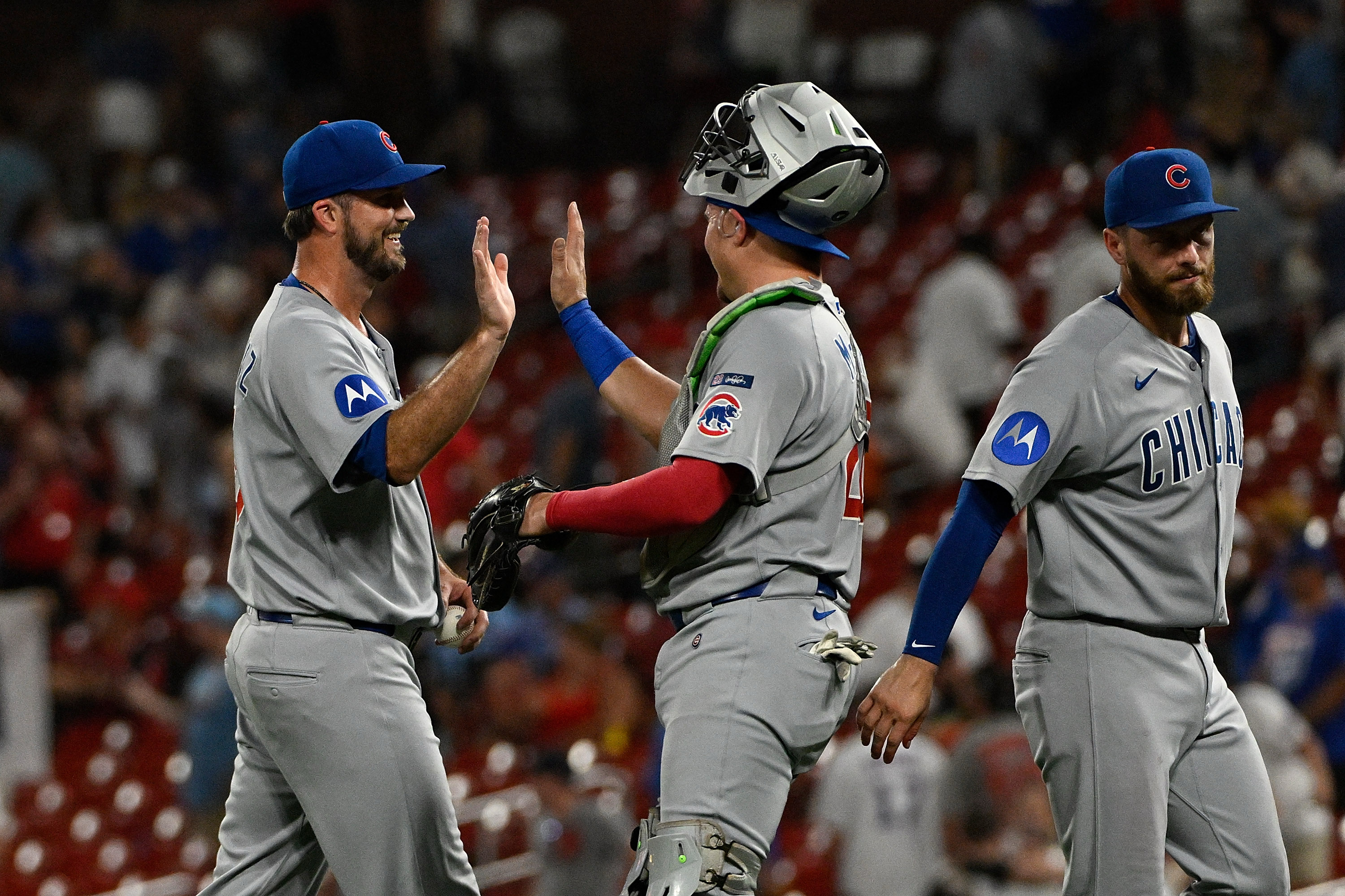 Brewers Dominate MLB, Cubs Struggle to Close Gap