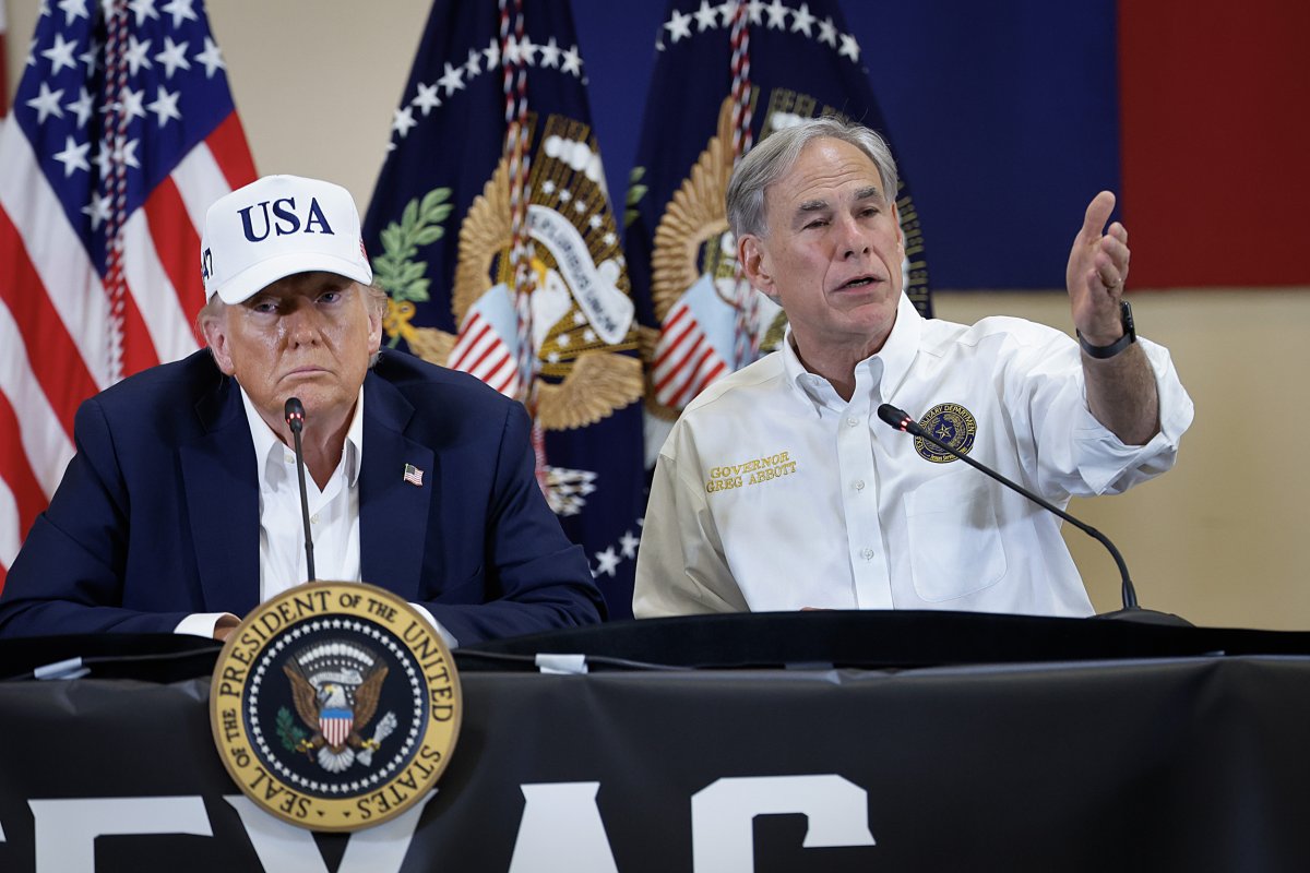 Texas governor threatens Democrats over redistricting
