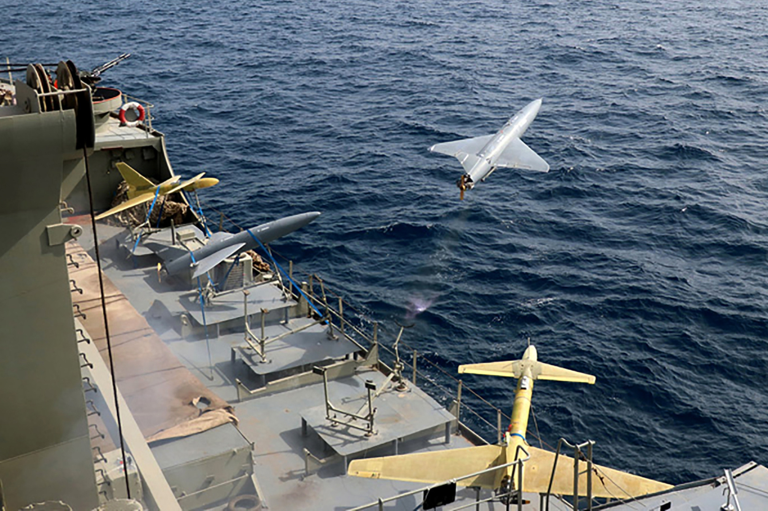 https://d.newsweek.com/en/full/2700788/iran-drills.jpg