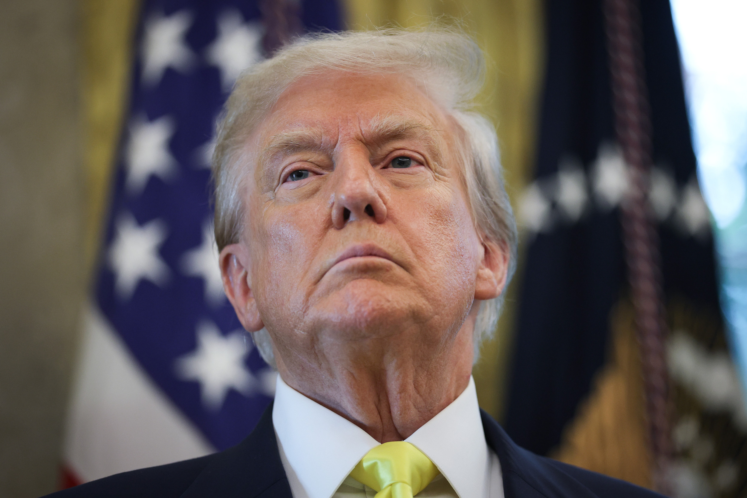 https://d.newsweek.com/en/full/2701656/us-president-donald-trump.jpg