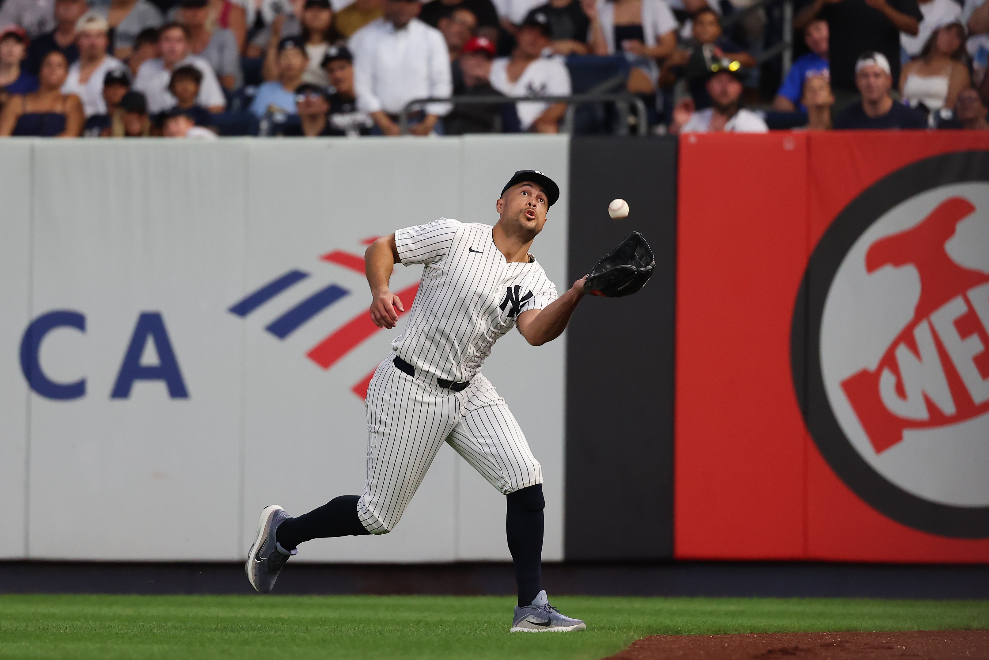 Yankees Aaron Boone Makes Key Giancarlo Stanton Announcement With Aaron Judge Hurt