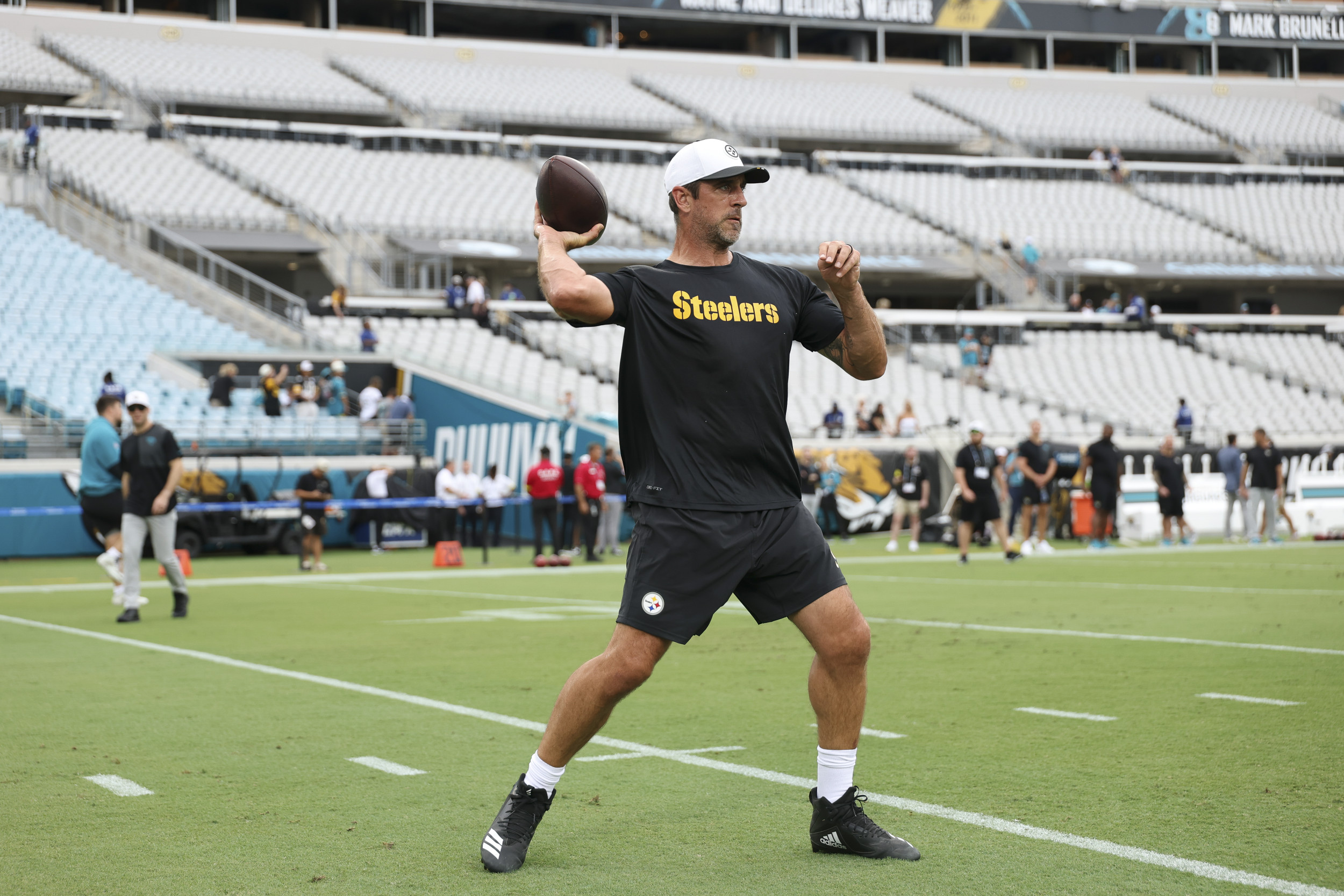 Steelers Could Land 3-Time Pro Bowler After Aaron Rodgers Recruiting Push