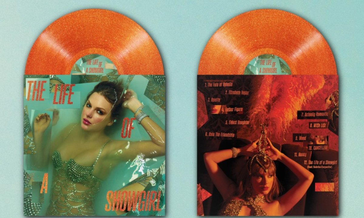 Taylor Swift Reveals Deluxe Album Cover Art Amid Podcast Debut Newsweek