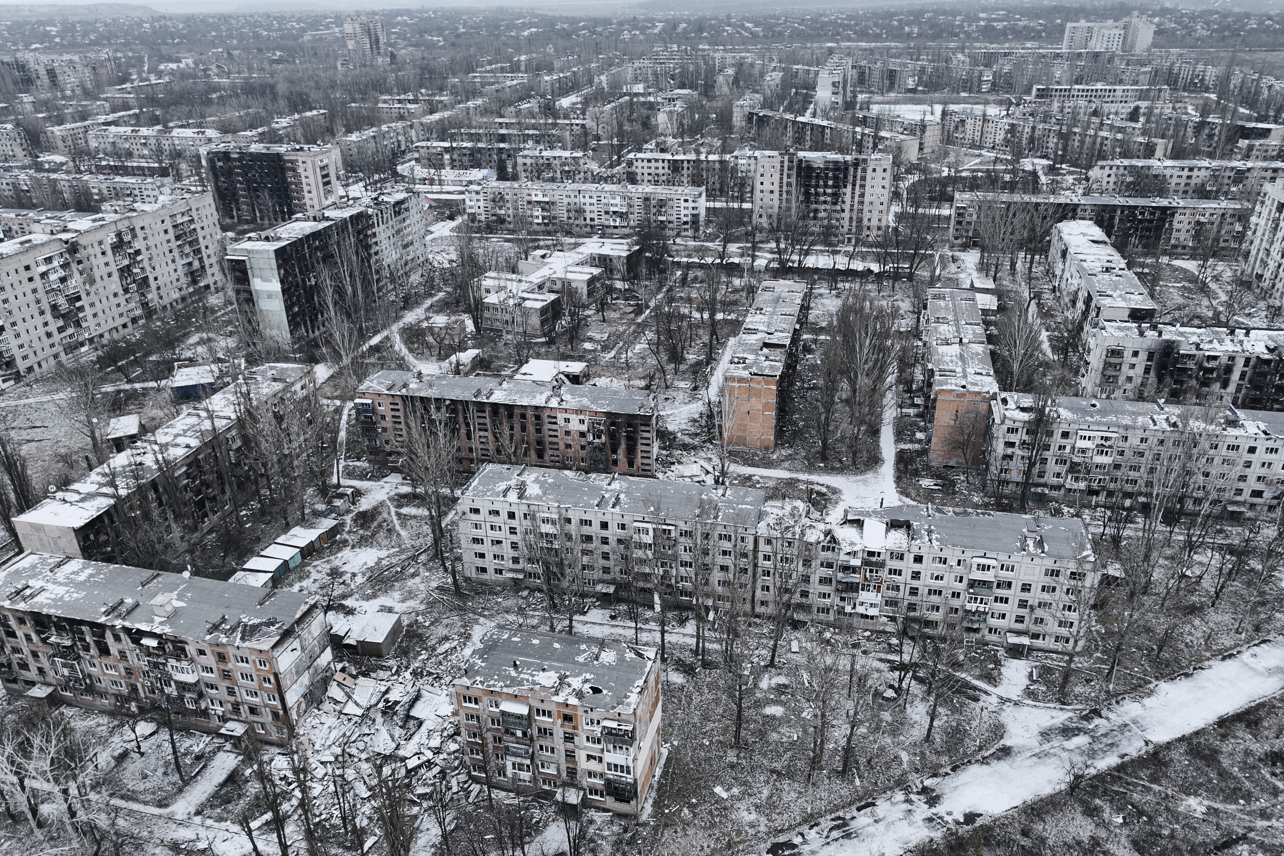 https://d.newsweek.com/en/full/2702734/photos-show-ukraines-cities-destroyed-war.jpg