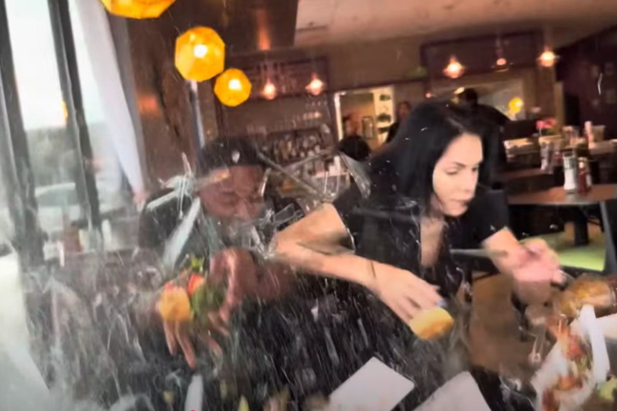 SUV crashes into food influencers.
