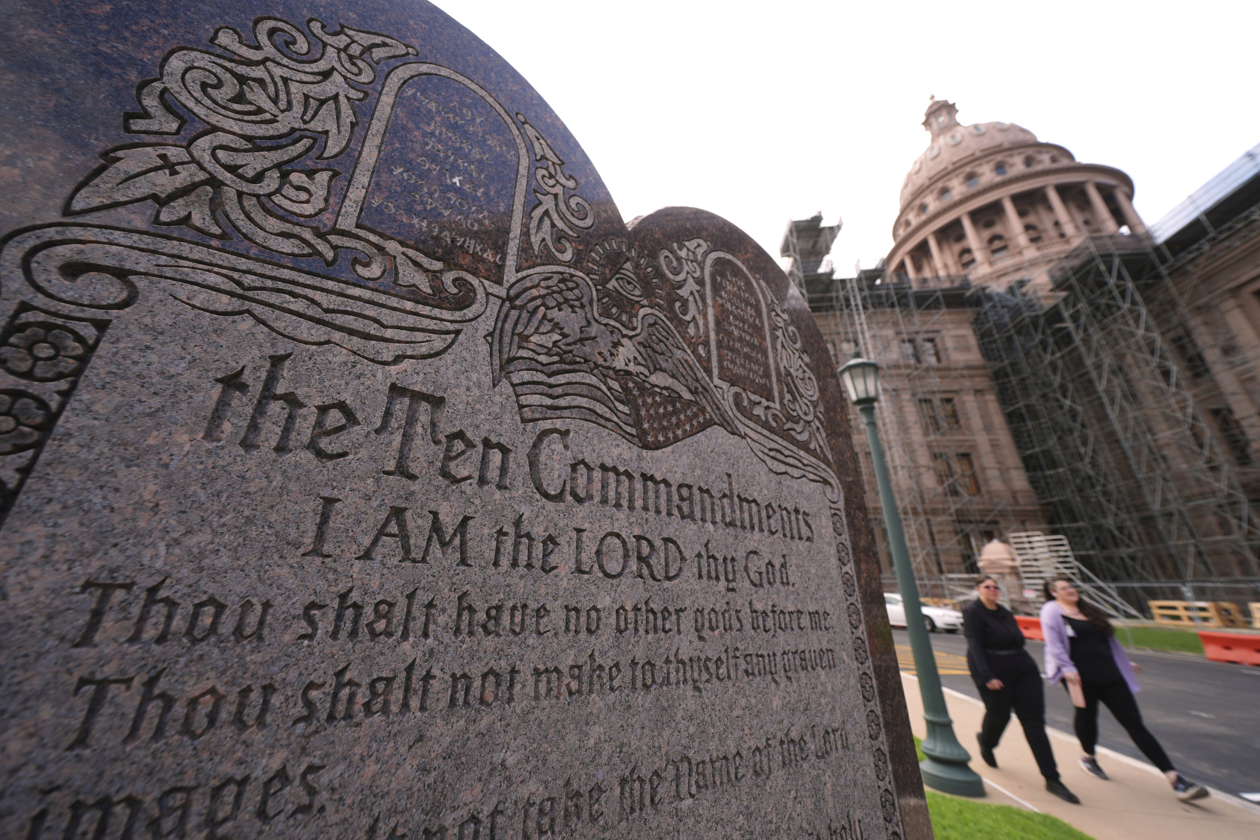 Texas judge deals blow to GOP plan for Ten Commandments in school