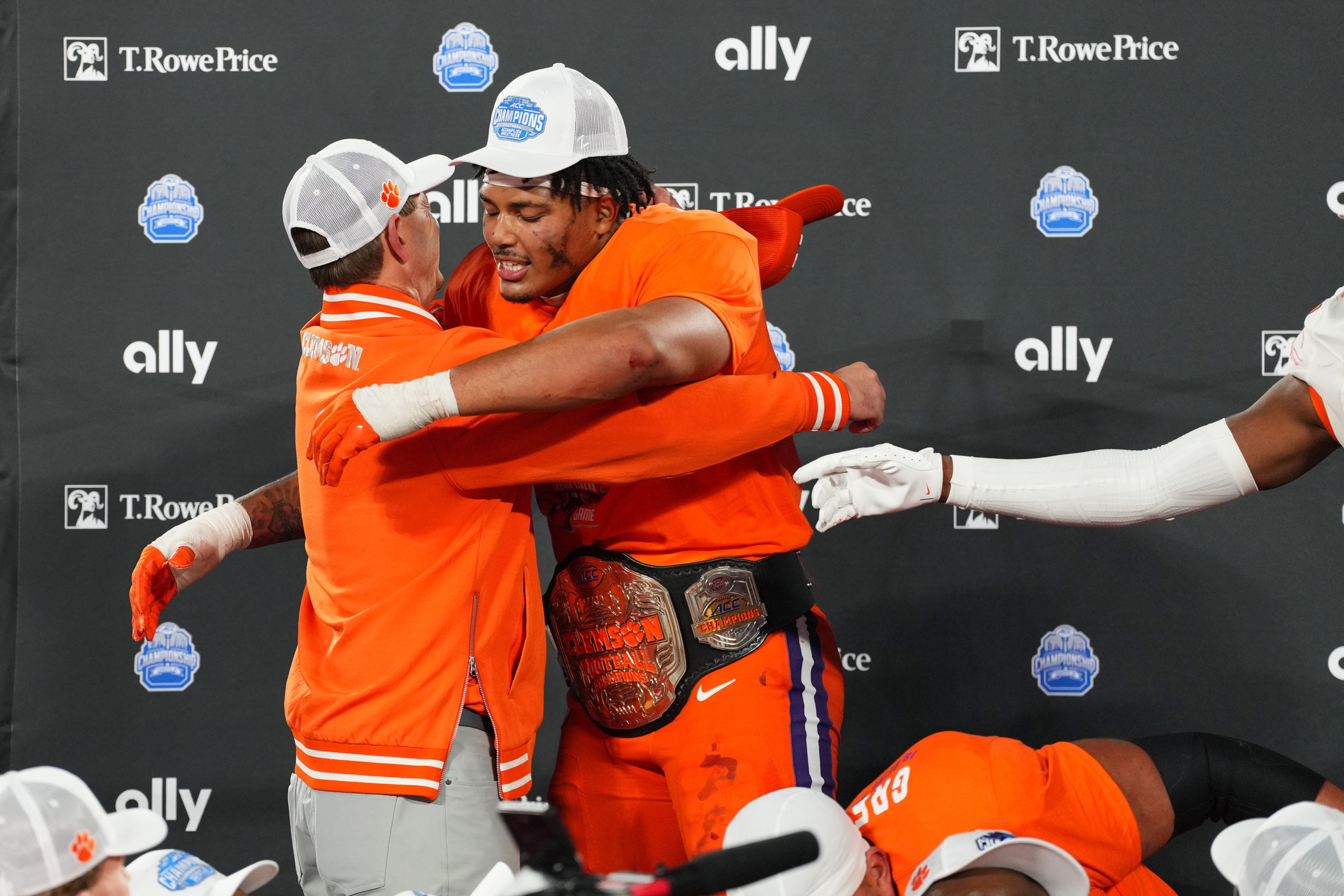 Patriots Get Top Defensive Lineman in ESPN Mock Draft