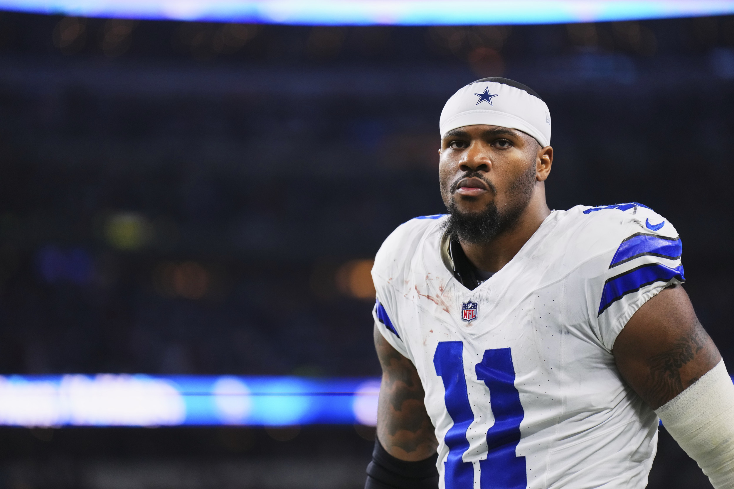 Cowboys-Parsons Contract Dispute Deepens Amid Trade Talks