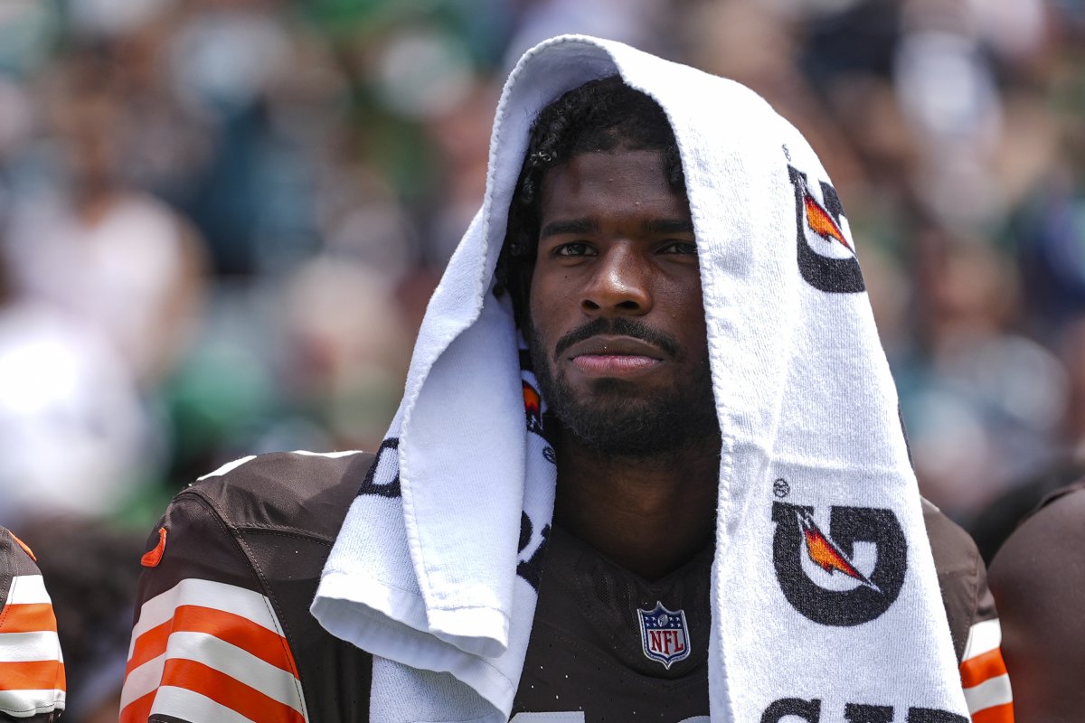Browns Surprising QB Move is Bad News for Shedeur Sanders - Newsweek