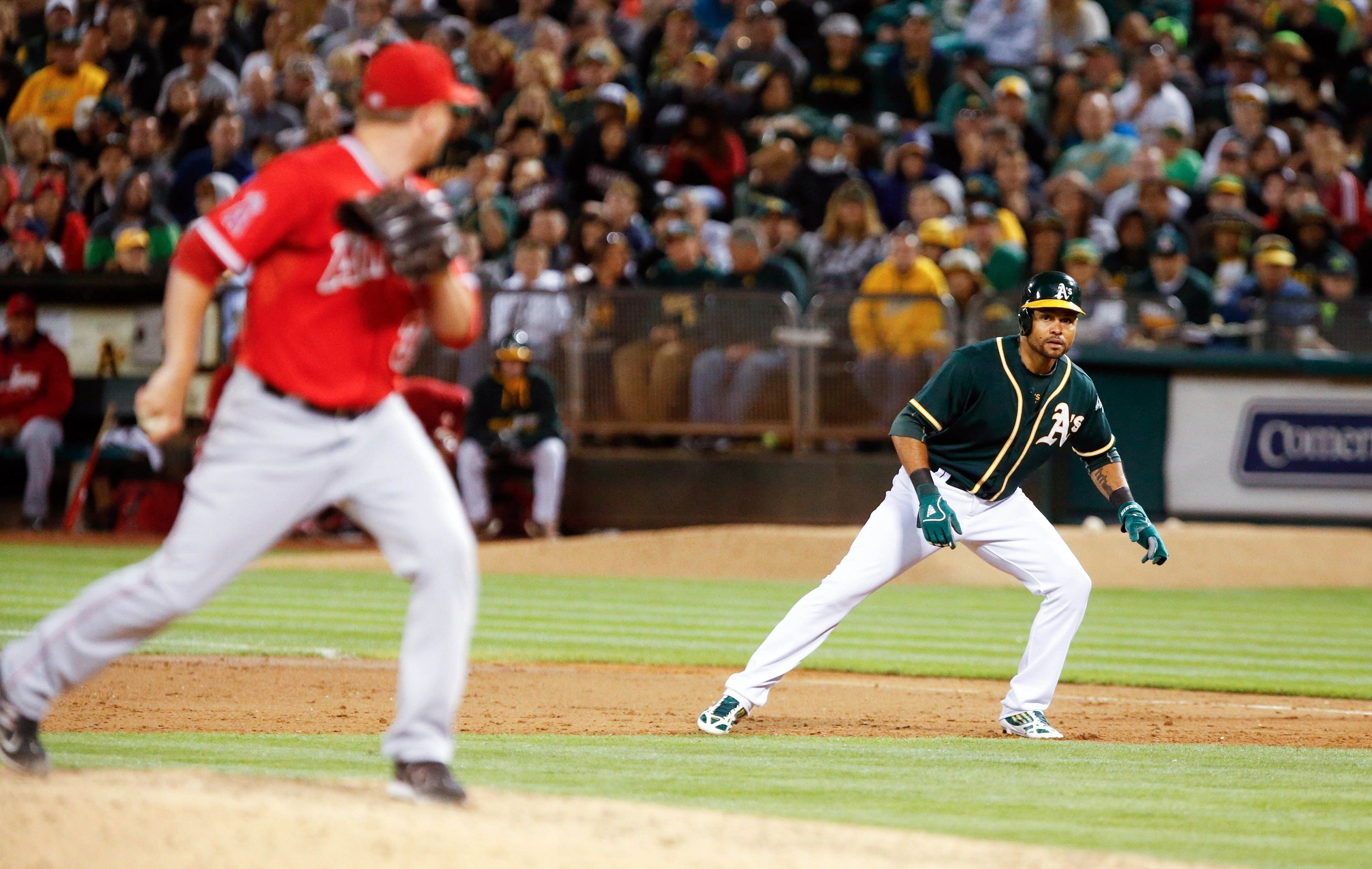 The A's sign Coco Crisp to a two-year contract extension - NBC Sports