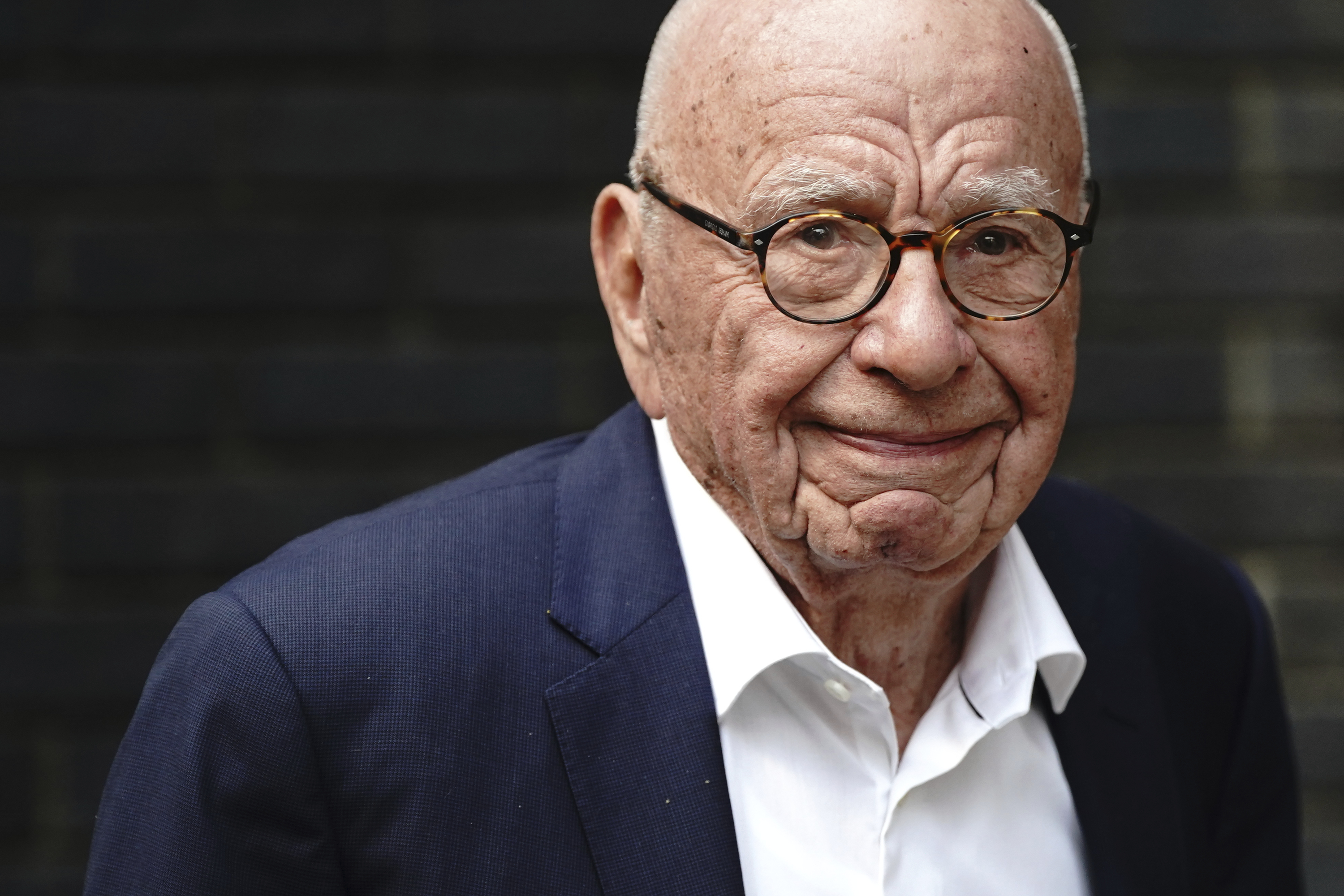 https://d.newsweek.com/en/full/2709604/rupert-murdoch.jpg