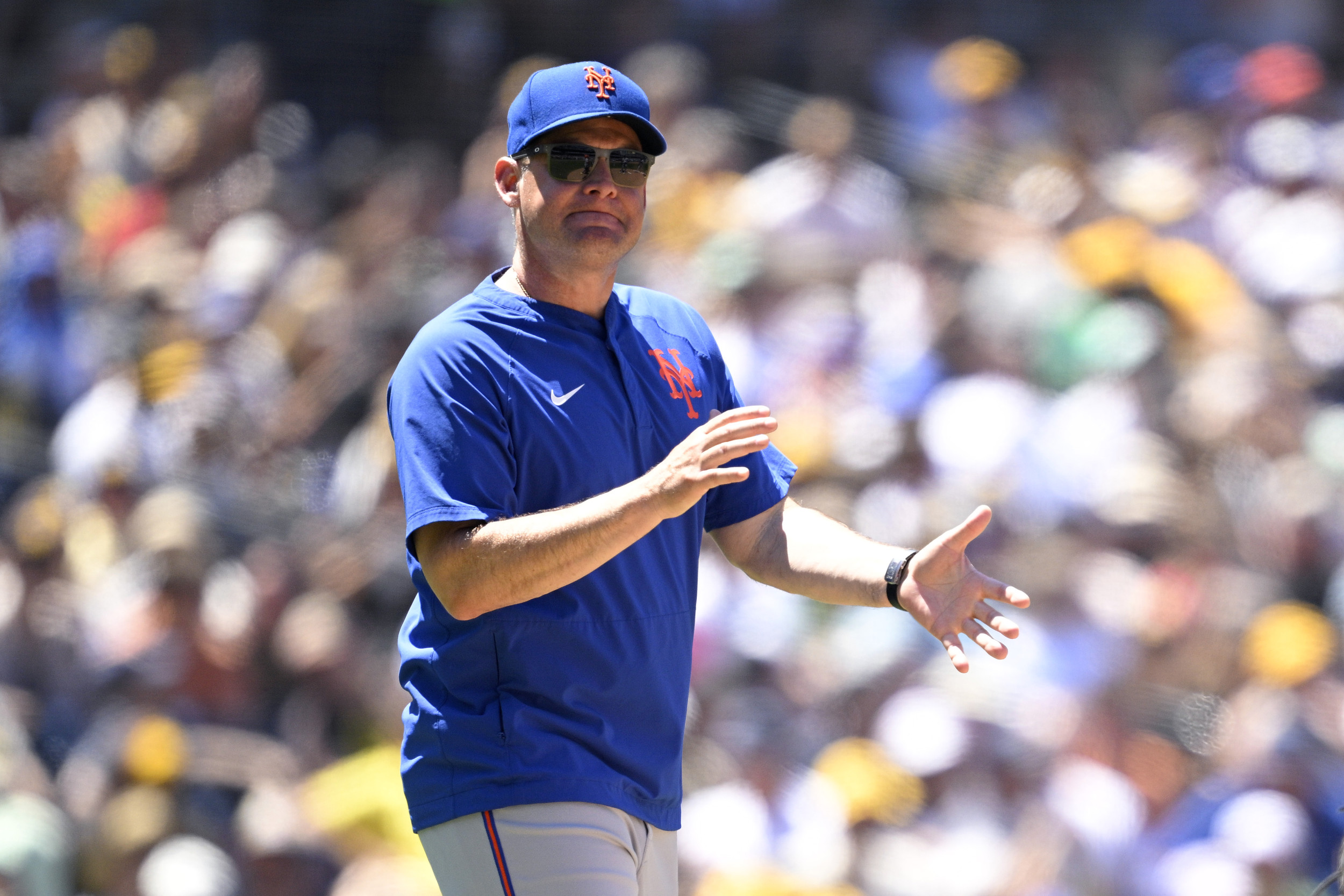 Mets Secure Manager Carlos Mendoza Return Amid Wild Card Race Surge