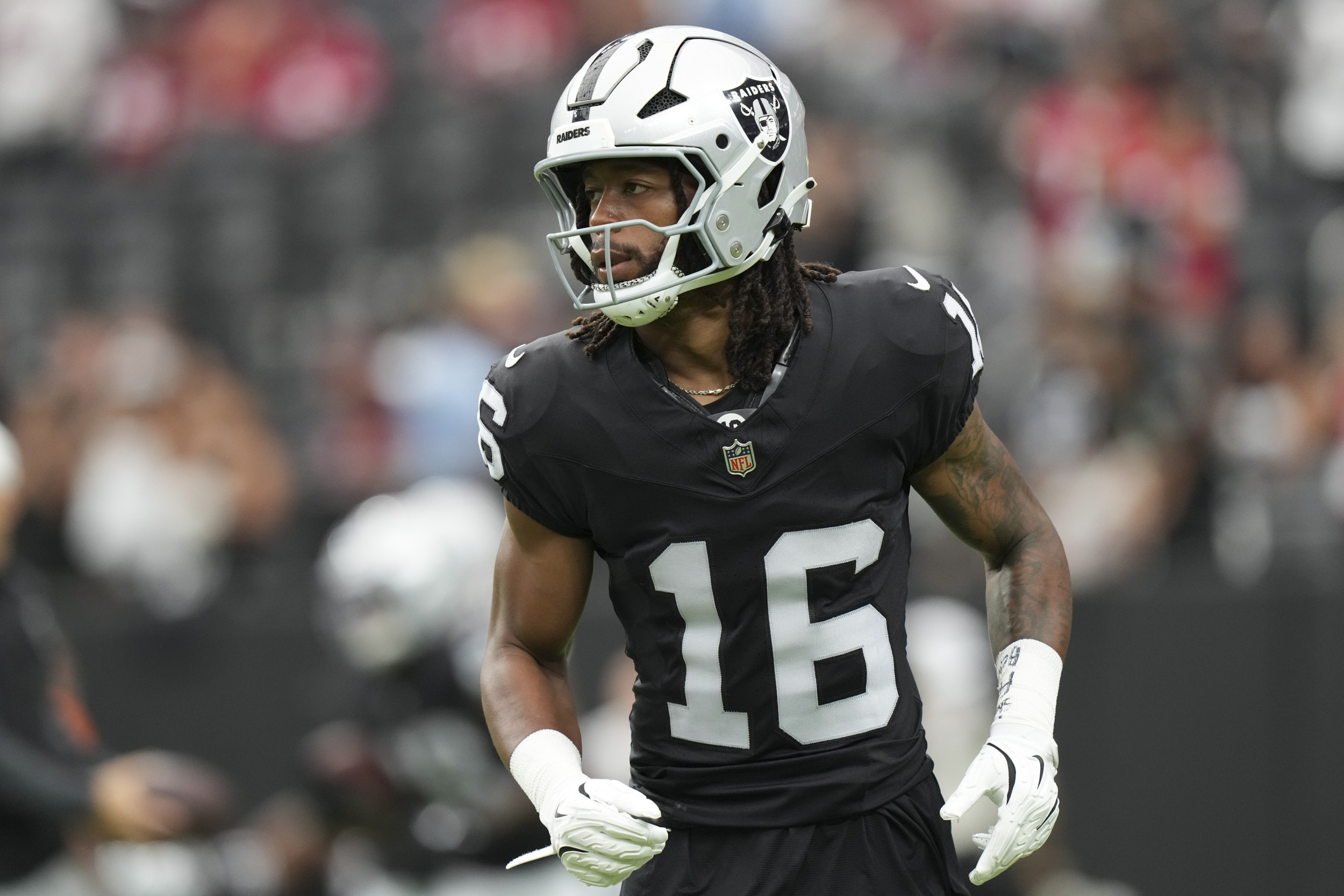 Micah Parsons Trade Request Stalls Amid Cowboys Contract Dispute