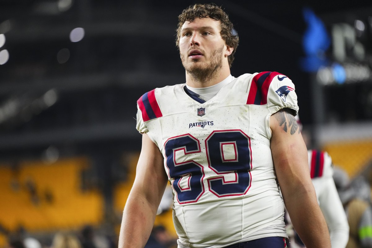 New England Patriots, Lineman, Cole Strange