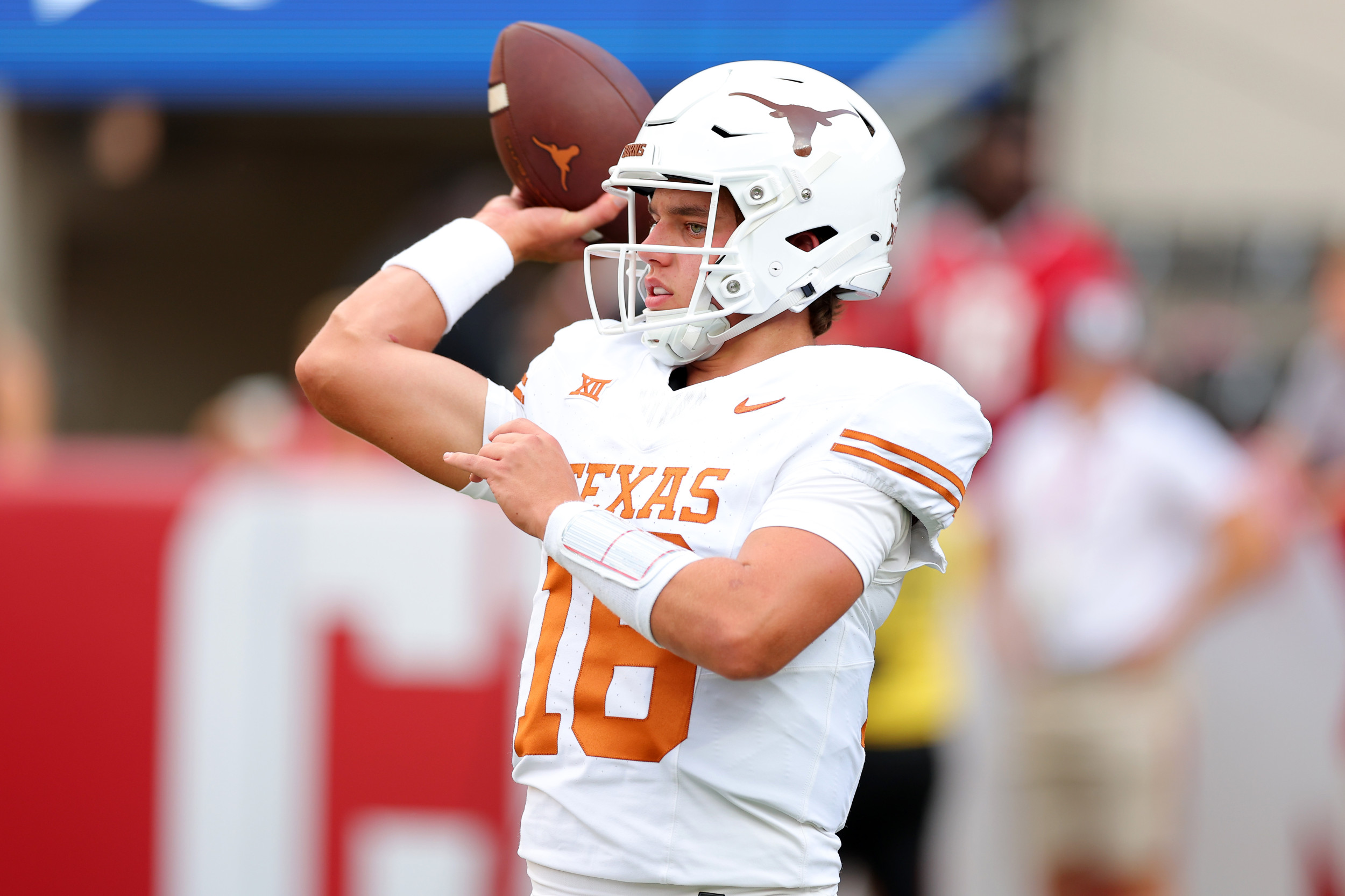 Aaron Rodgers Brother Has Critical 6-Word Message on Texas QB Arch Manning