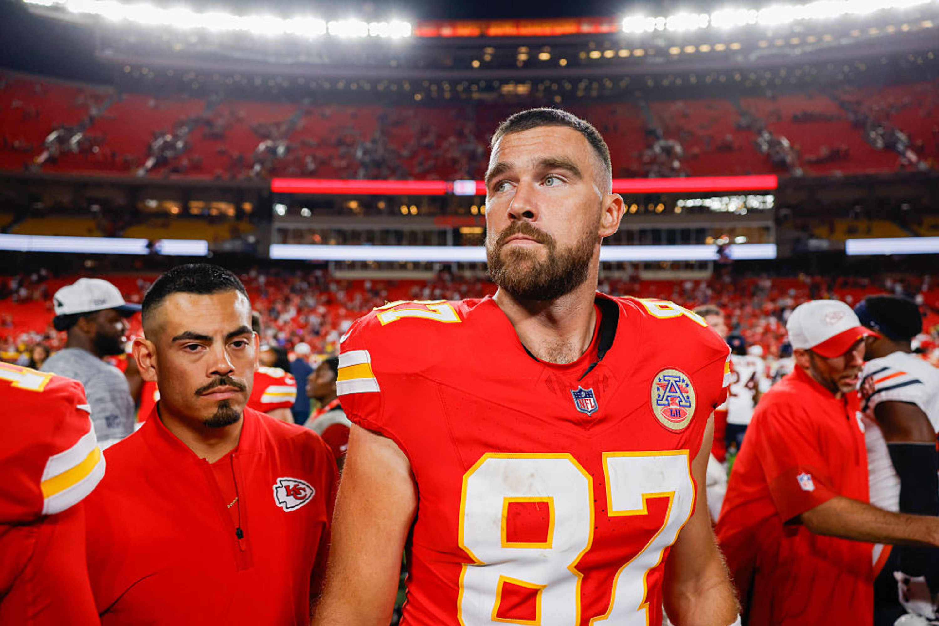 https://d.newsweek.com/en/full/2711143/travis-kelce.png