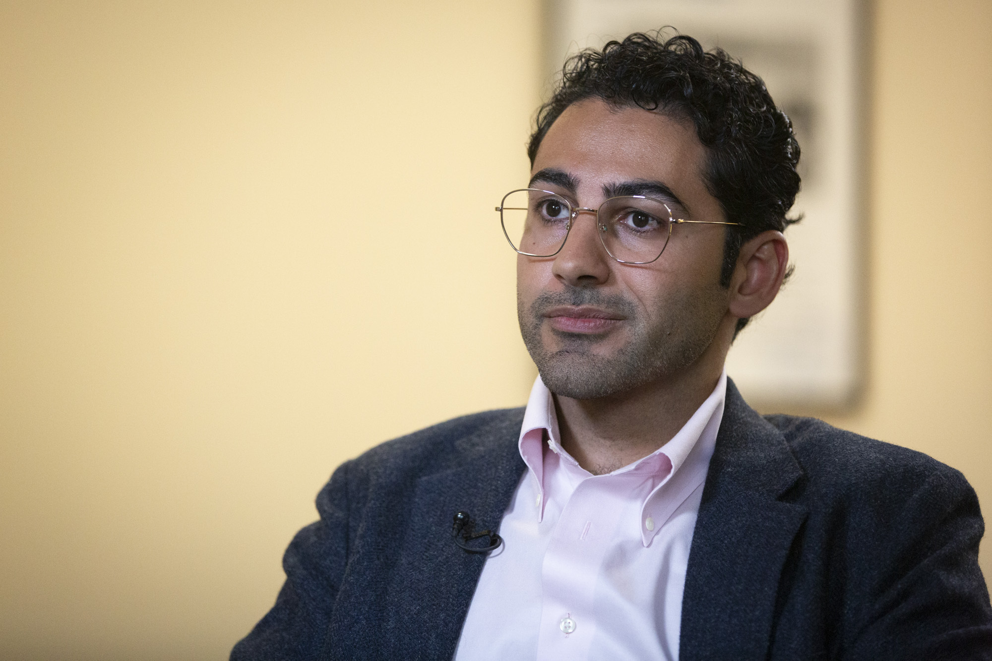 Israelis Back Palestinian With Green Card Detained at Citizenship Interview