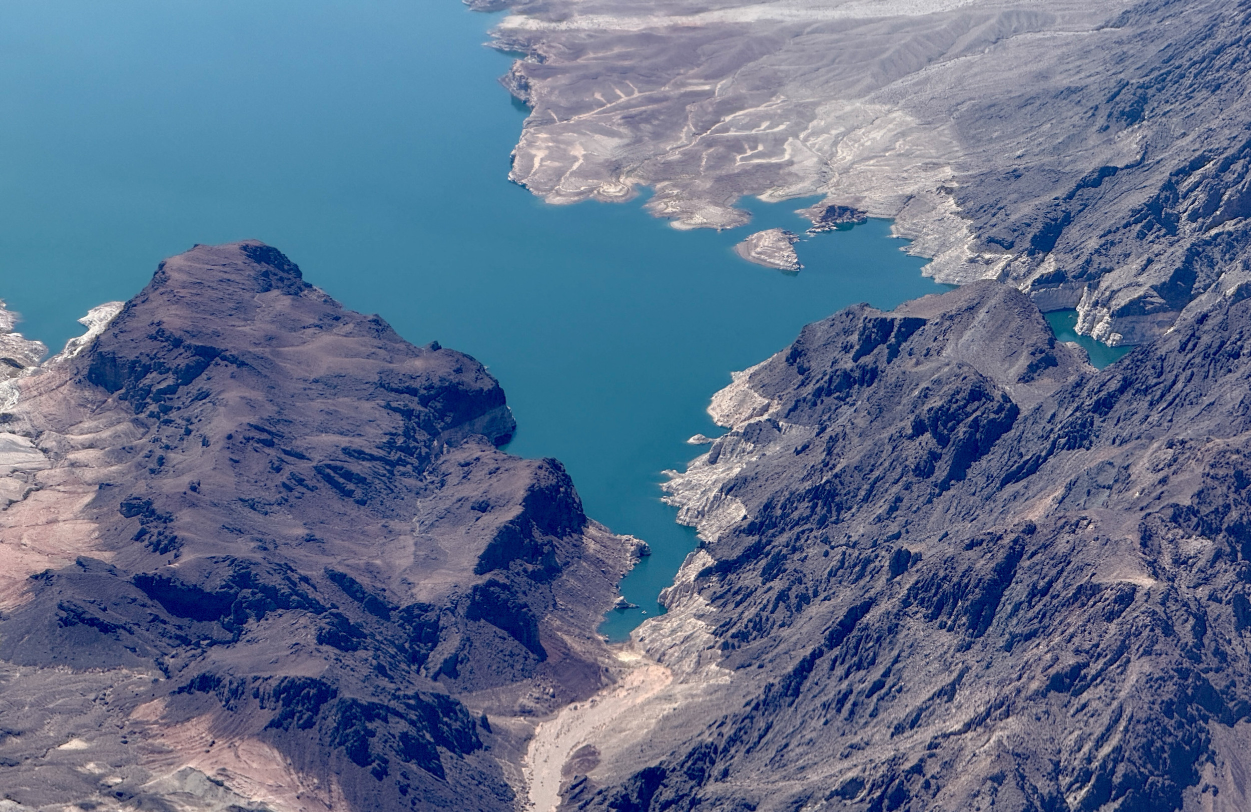 Image for Lake Mead Approaching 'Crunch Time' Over Water Levels, Rep Says