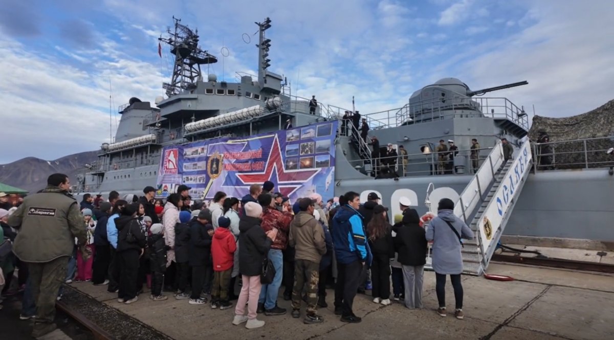 Russian Naval Ship Visits Far East