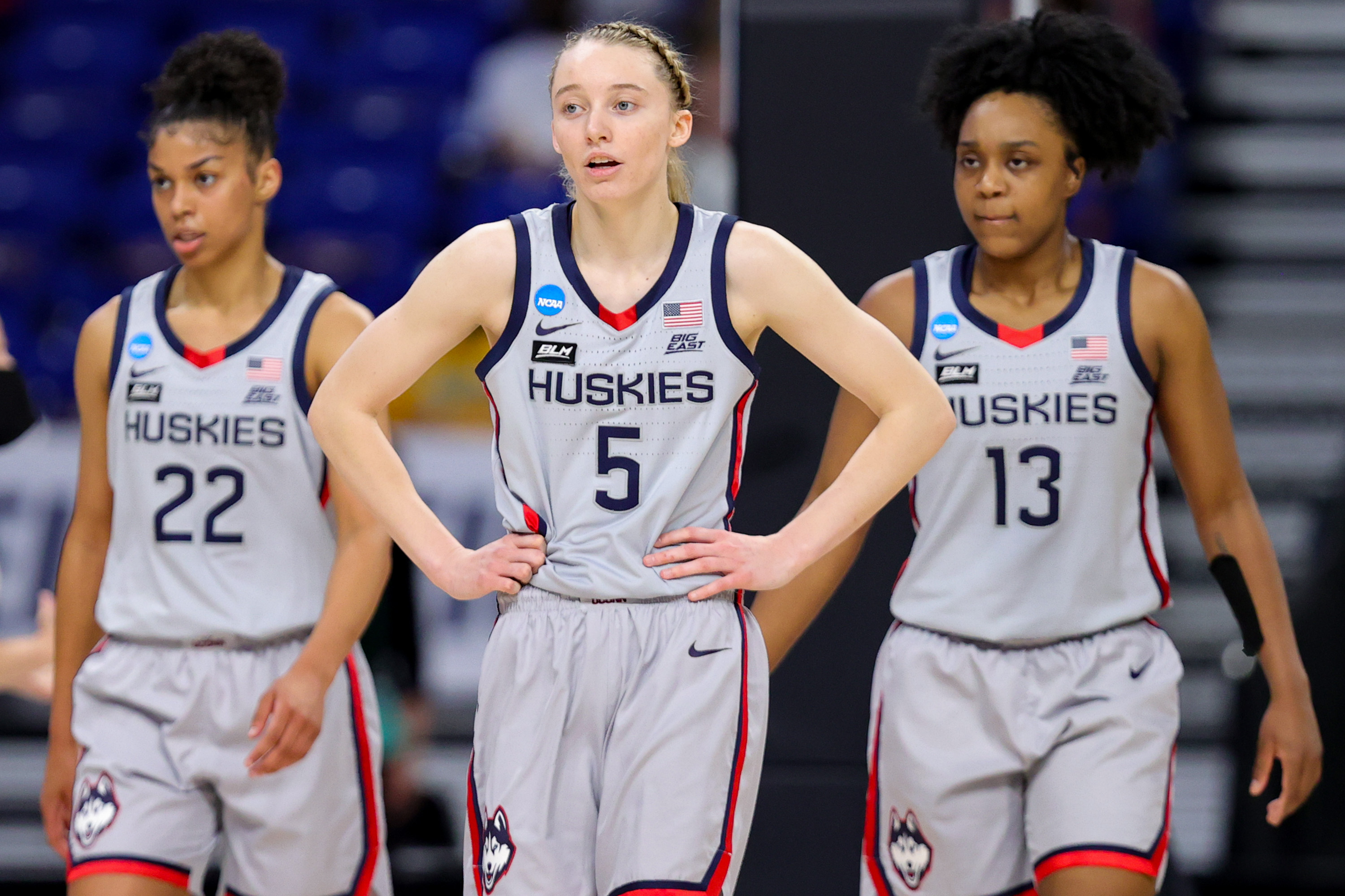 Dallas Wings Sign Paige Bueckers Former UConn Teammate Before Dream Game