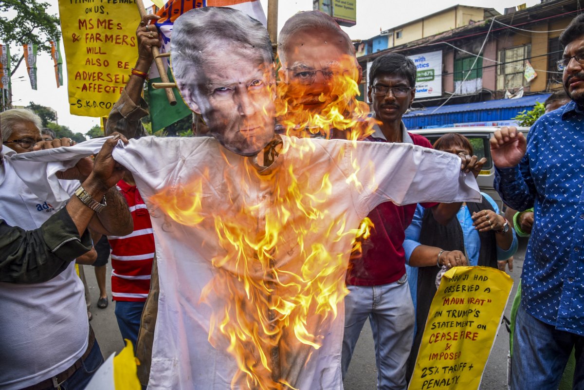 Donald Trump Narendra Modi Effigy