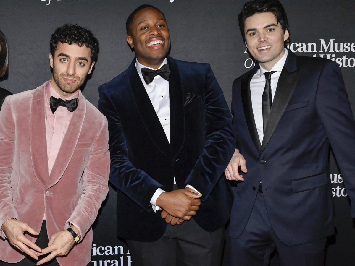 SNL' Cast Member Changes Revealed for New Season - Newsweek
