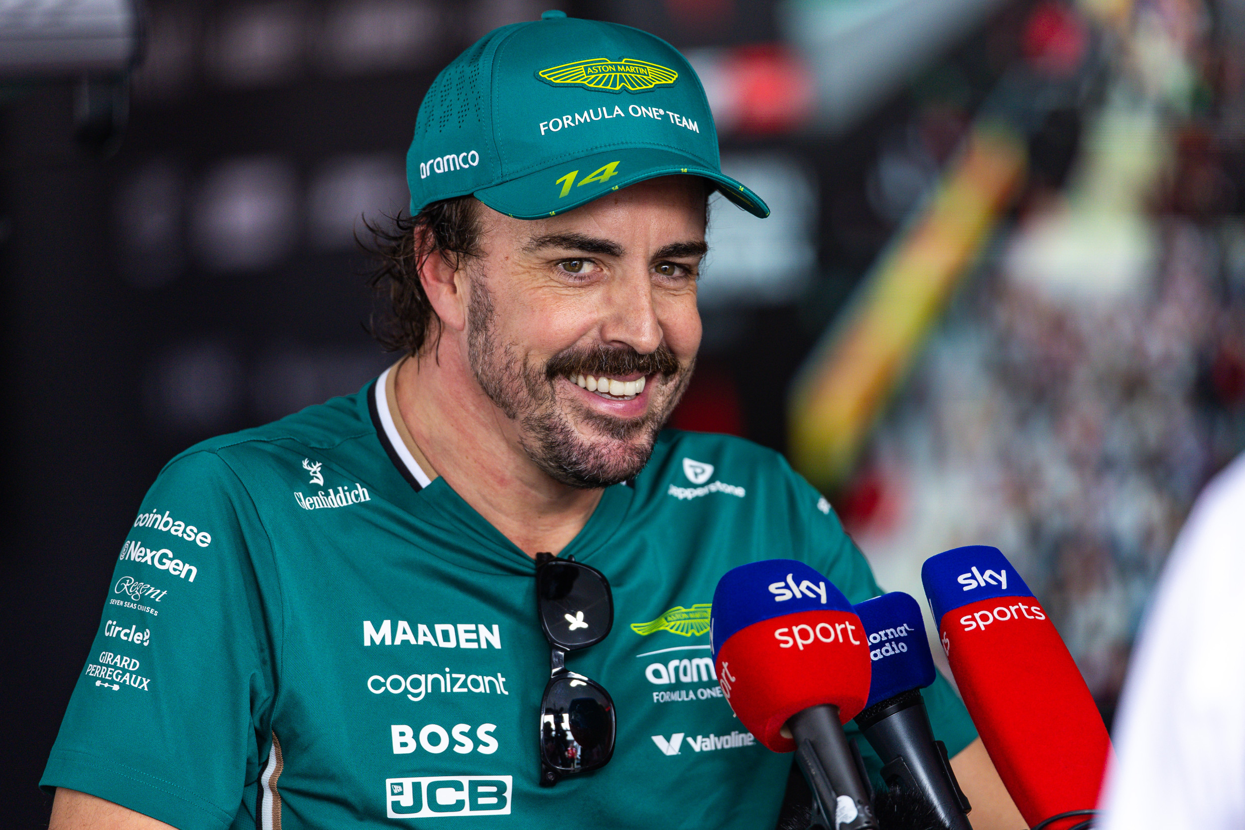 Fernando Alonso Responds to Taylor Swift and Travis Kelces Engagement