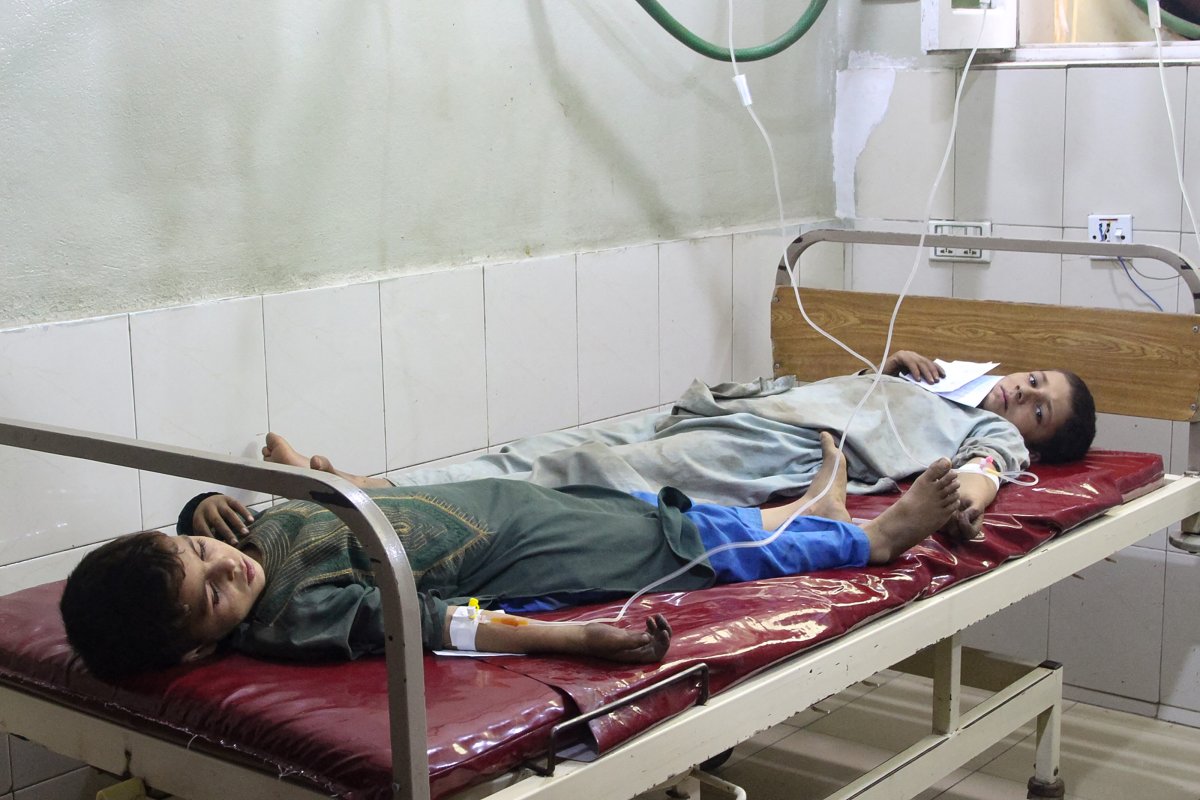 Aghan children earthquake