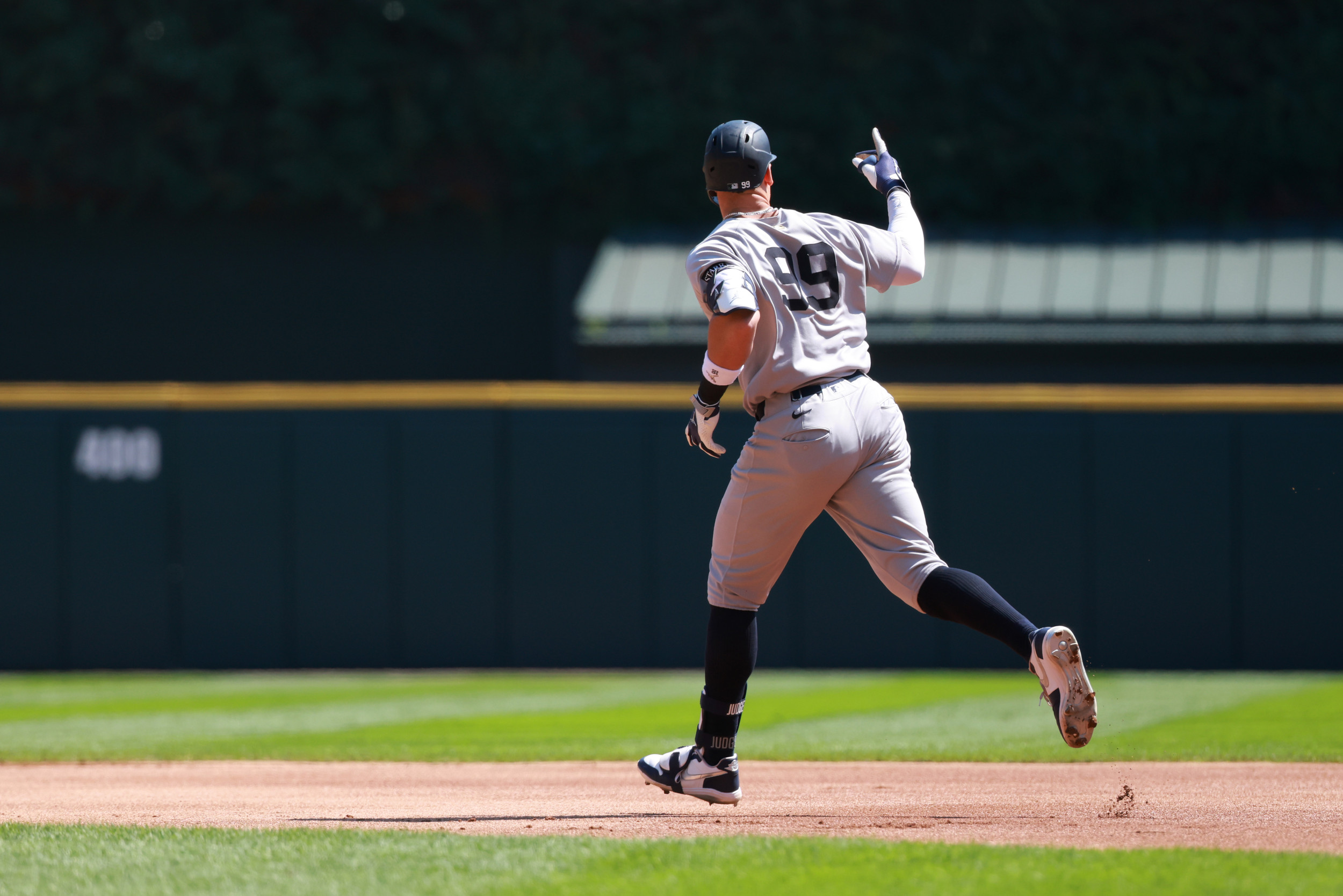 Can Aaron Judge Propel the Yankees in Their AL East Battle?