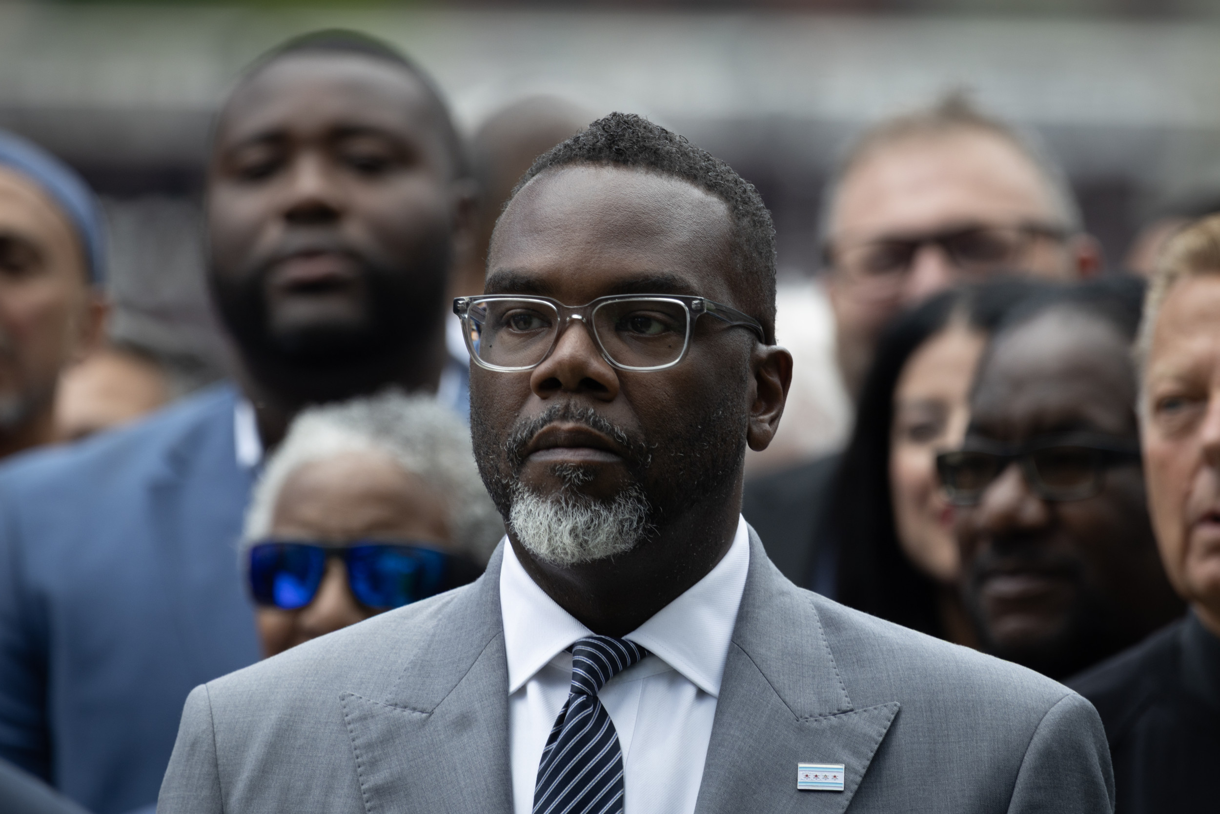 https://d.newsweek.com/en/full/2714390/chicago-mayor-brandon-johnson.jpg