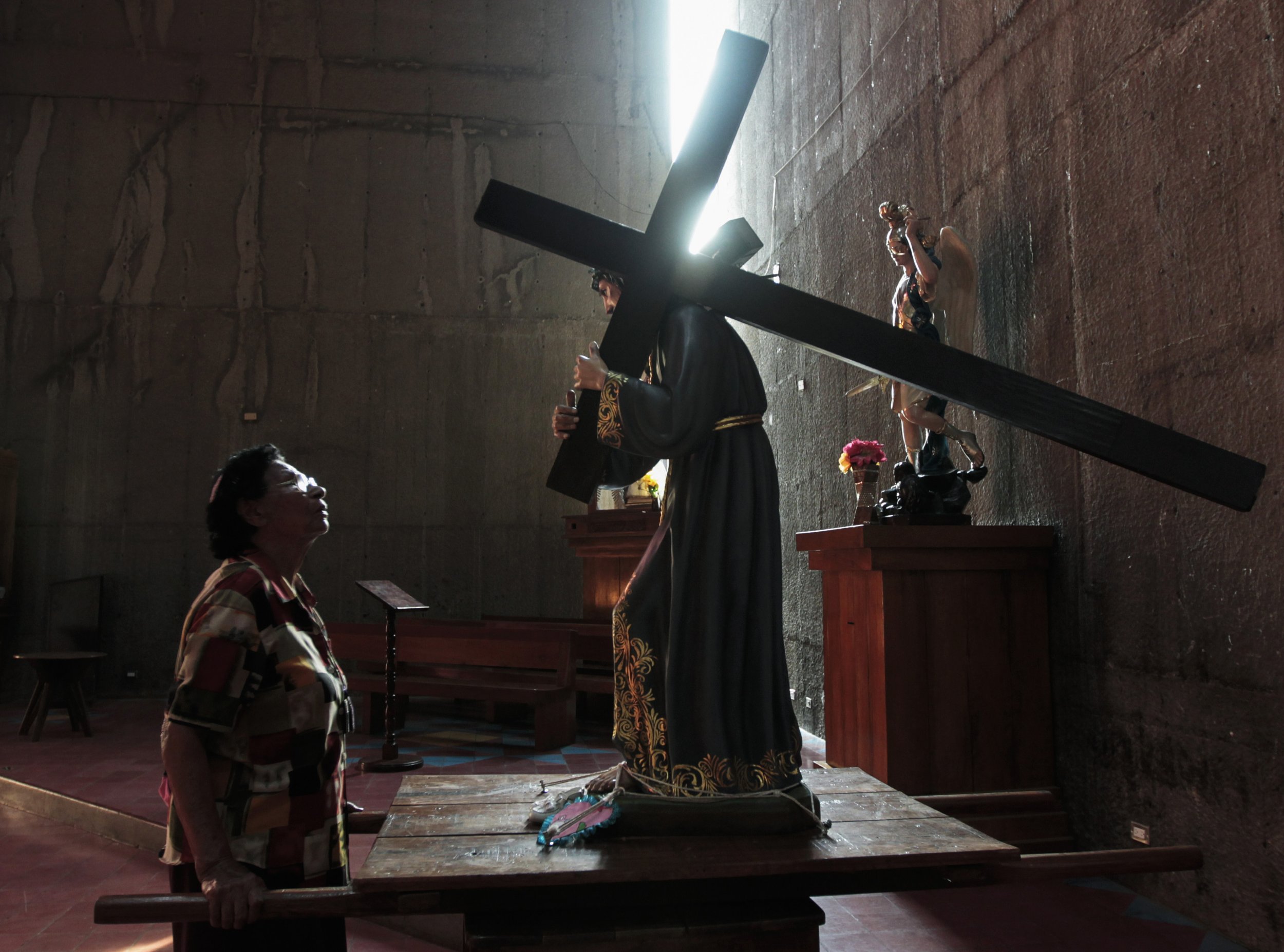 jesus on cross with sword inside