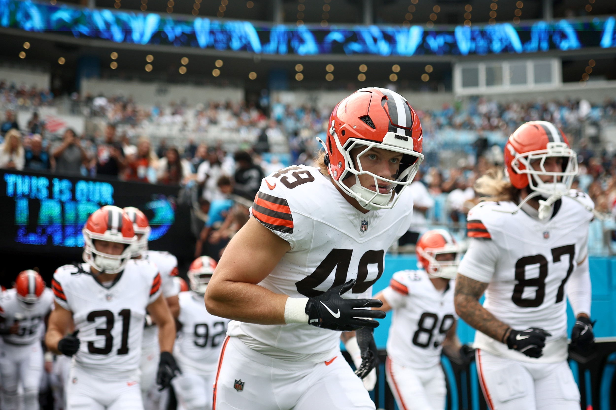 Cleveland Browns Rookie Schwesinger Draws Luke Kuechly Comparison
