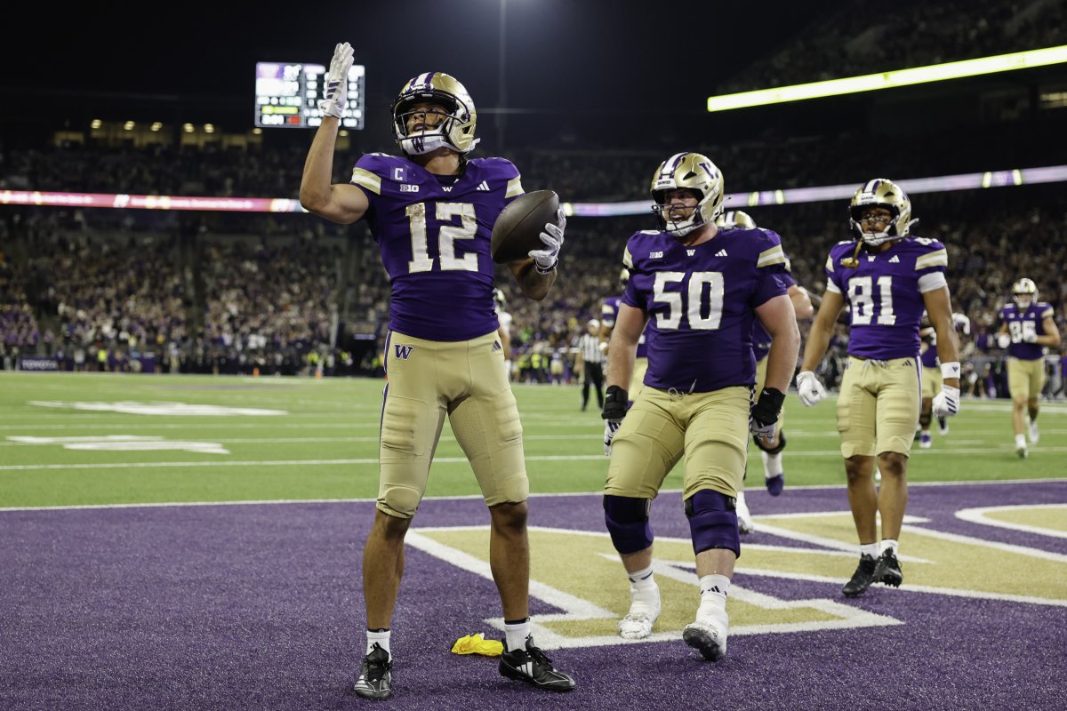 How to Watch UC Davis vs Washington: Live Stream NCAA College Football, TV Channel