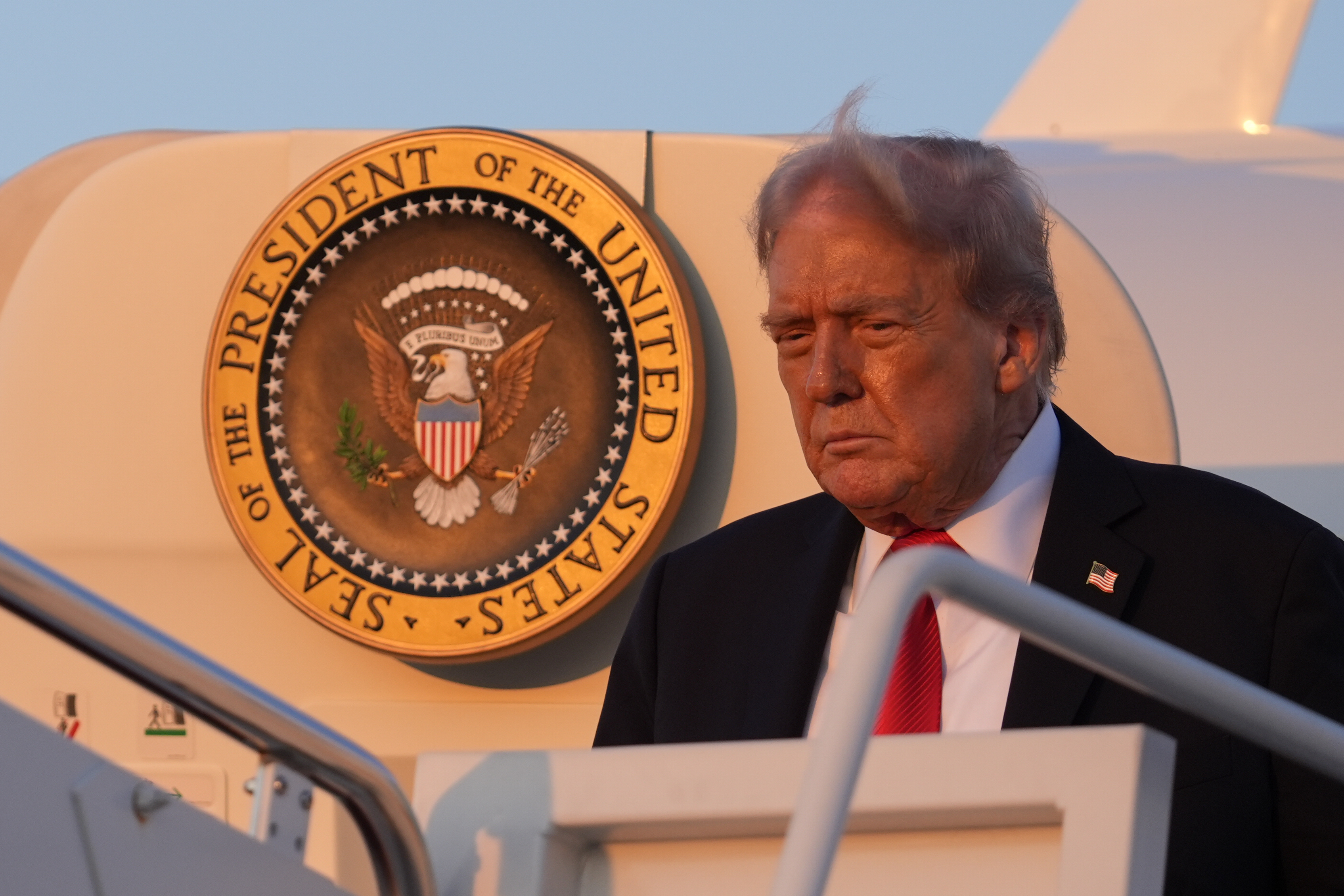 https://d.newsweek.com/en/full/2717828/donald-trump.jpg