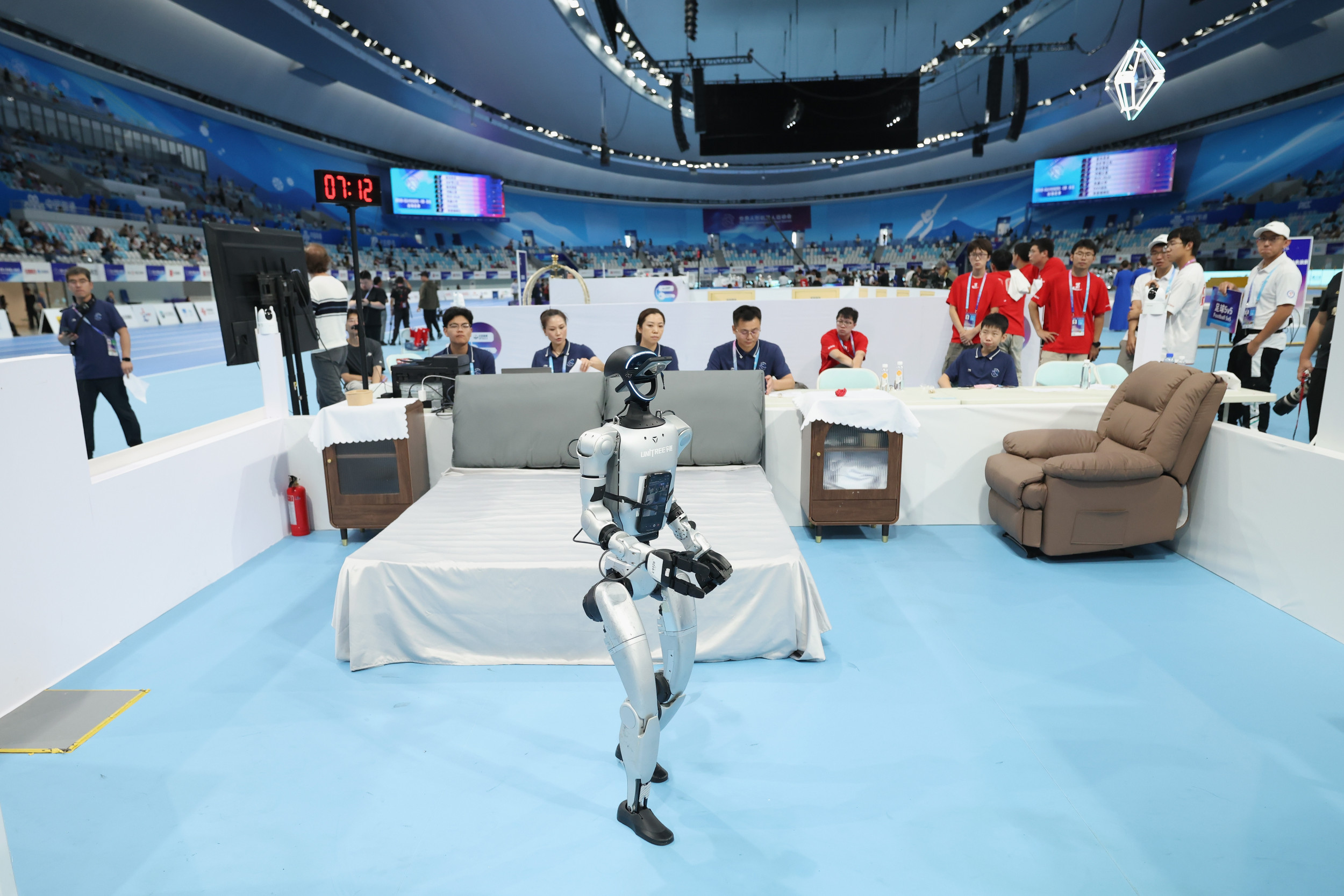 Humanoid Robots Will Cater to China's Aging Population - Newsweek