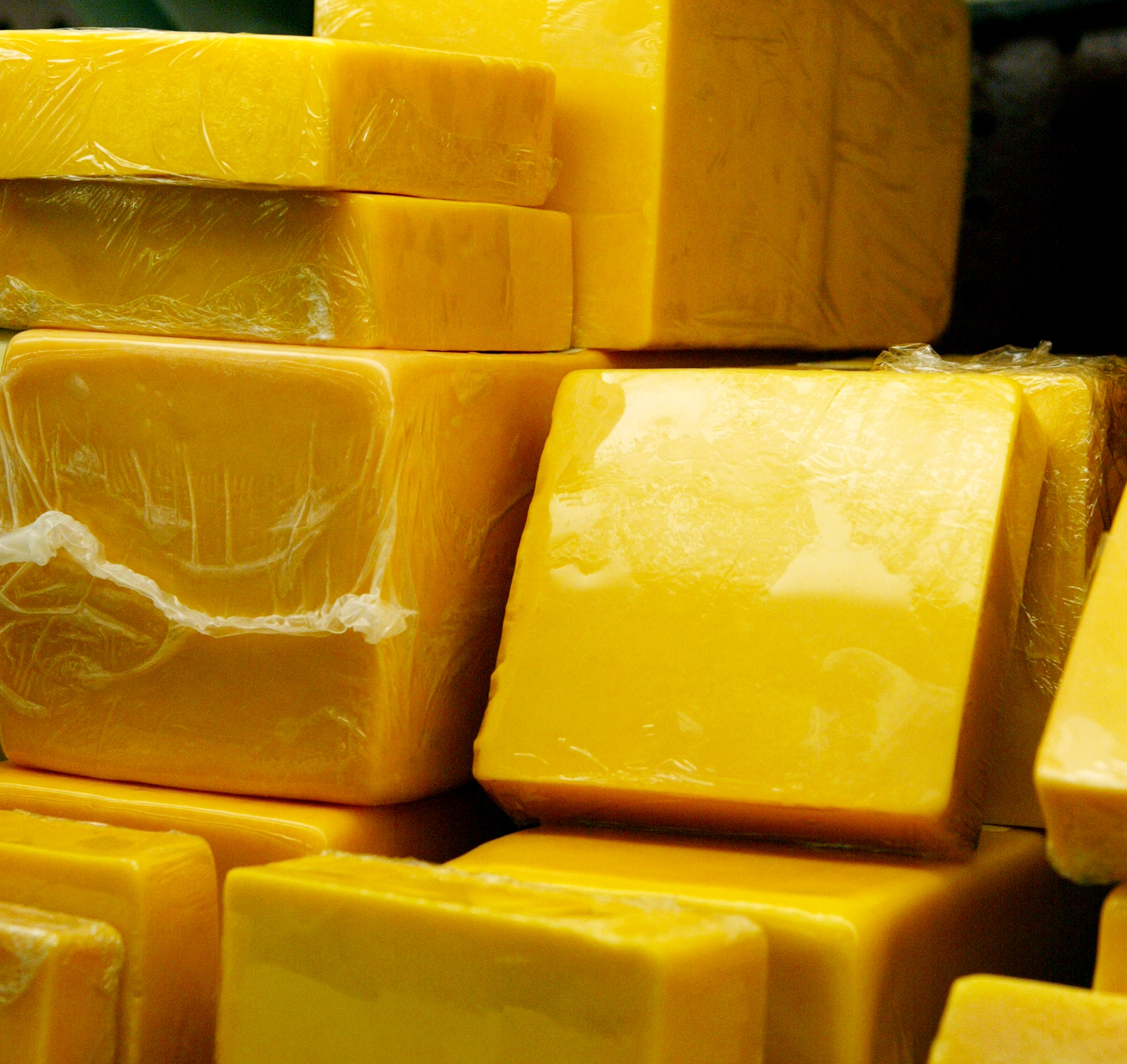 https://d.newsweek.com/en/full/2718366/cheese.jpg