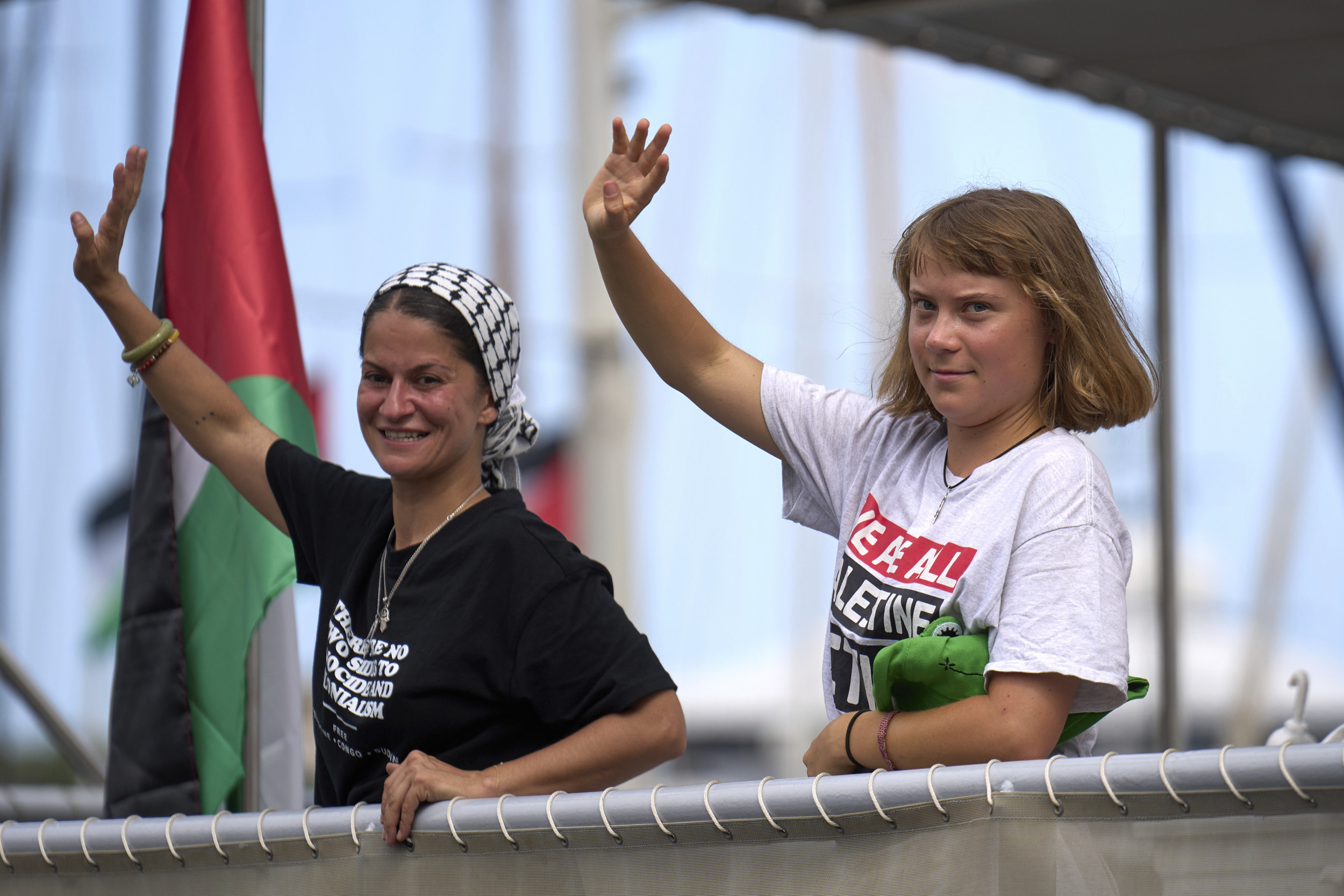 https://d.newsweek.com/en/full/2718654/greta-thunberg.jpg
