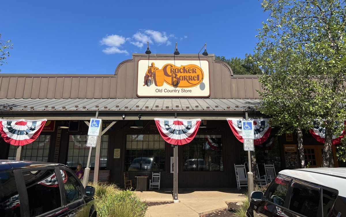 Cracker Barrel 