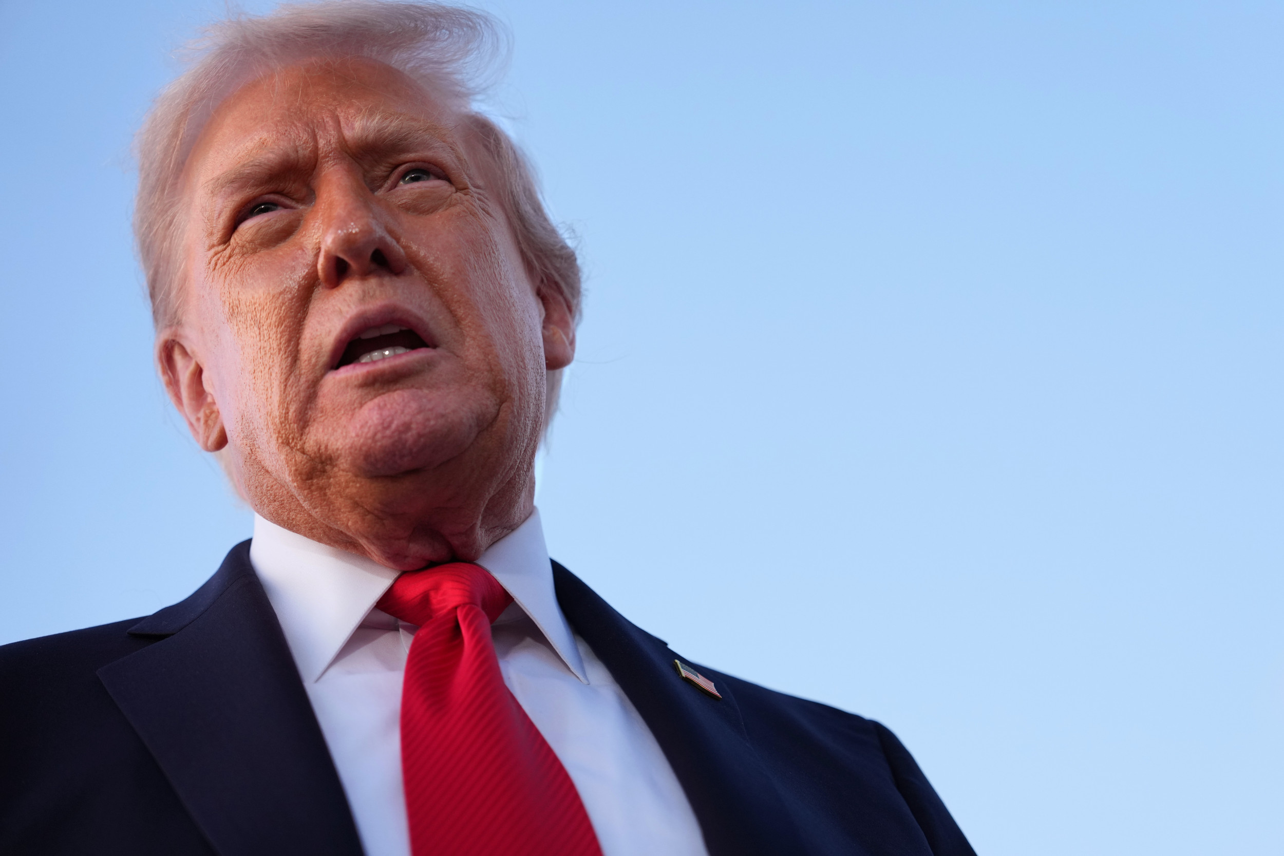 www.newsweek.com