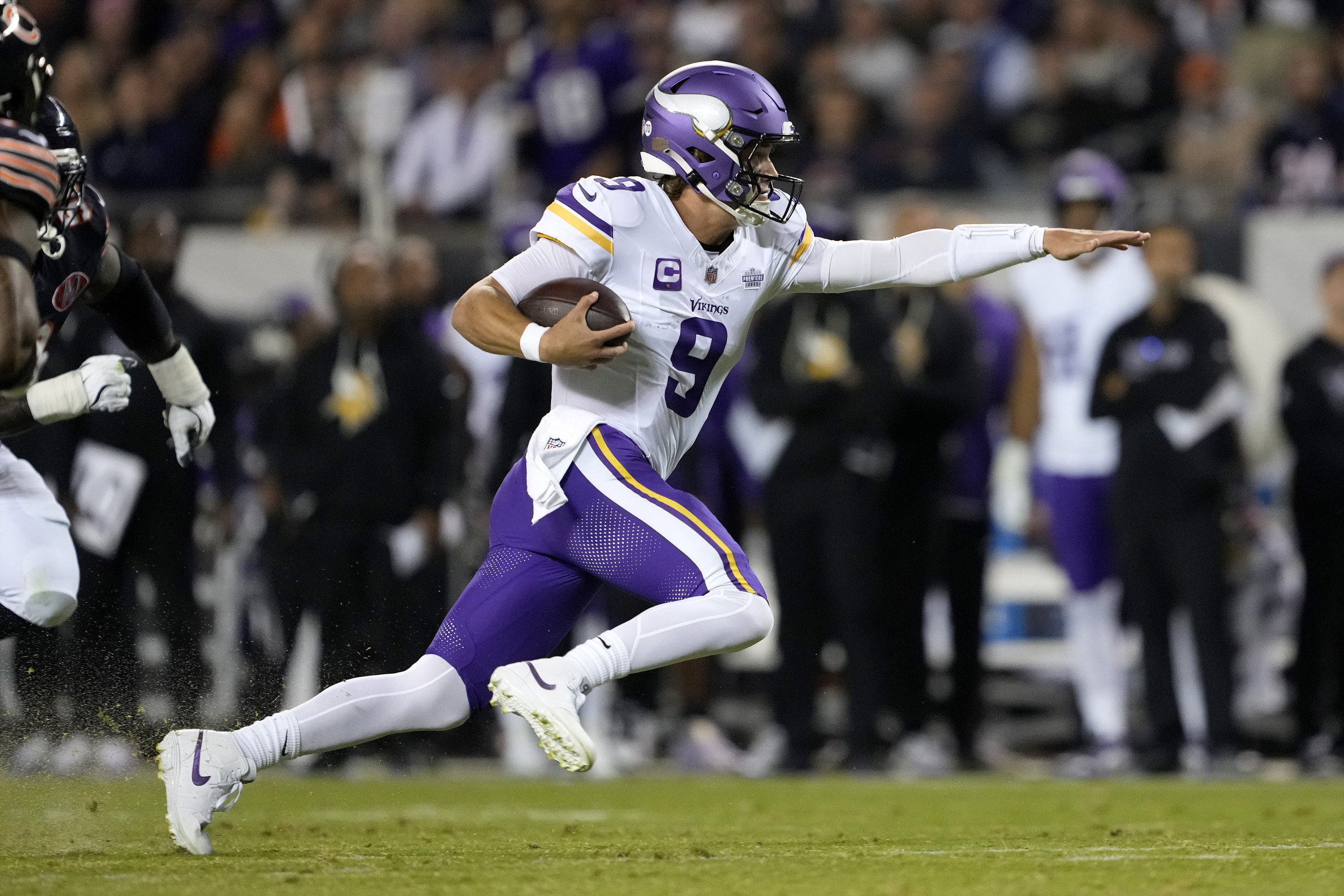 Tom Brady Praises Vikings QB JJ McCarthy’s Comeback Win