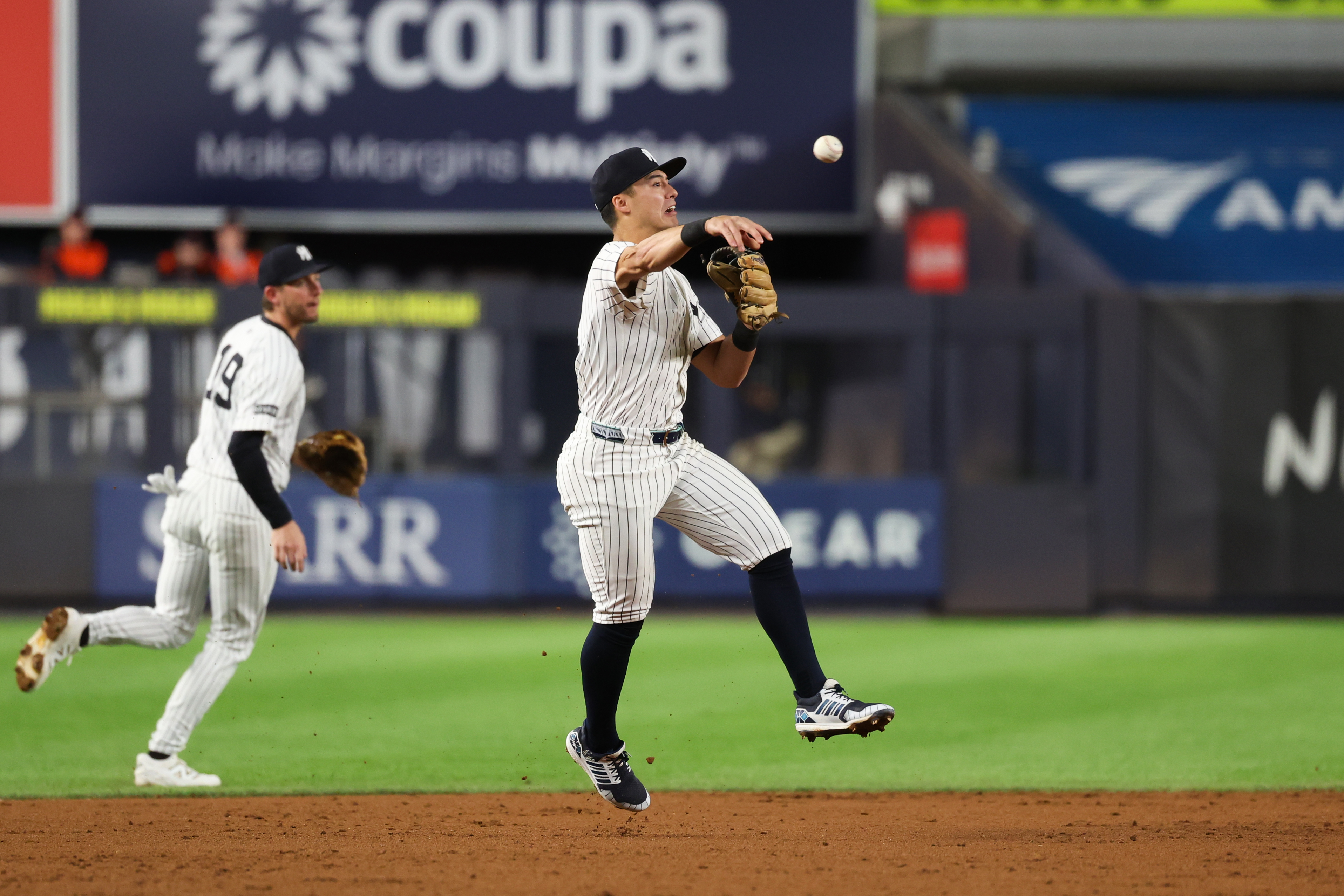 Yankees Shortstop Anthony Volpe Struggles Amid Shoulder Injury, Faces Fan Backlash